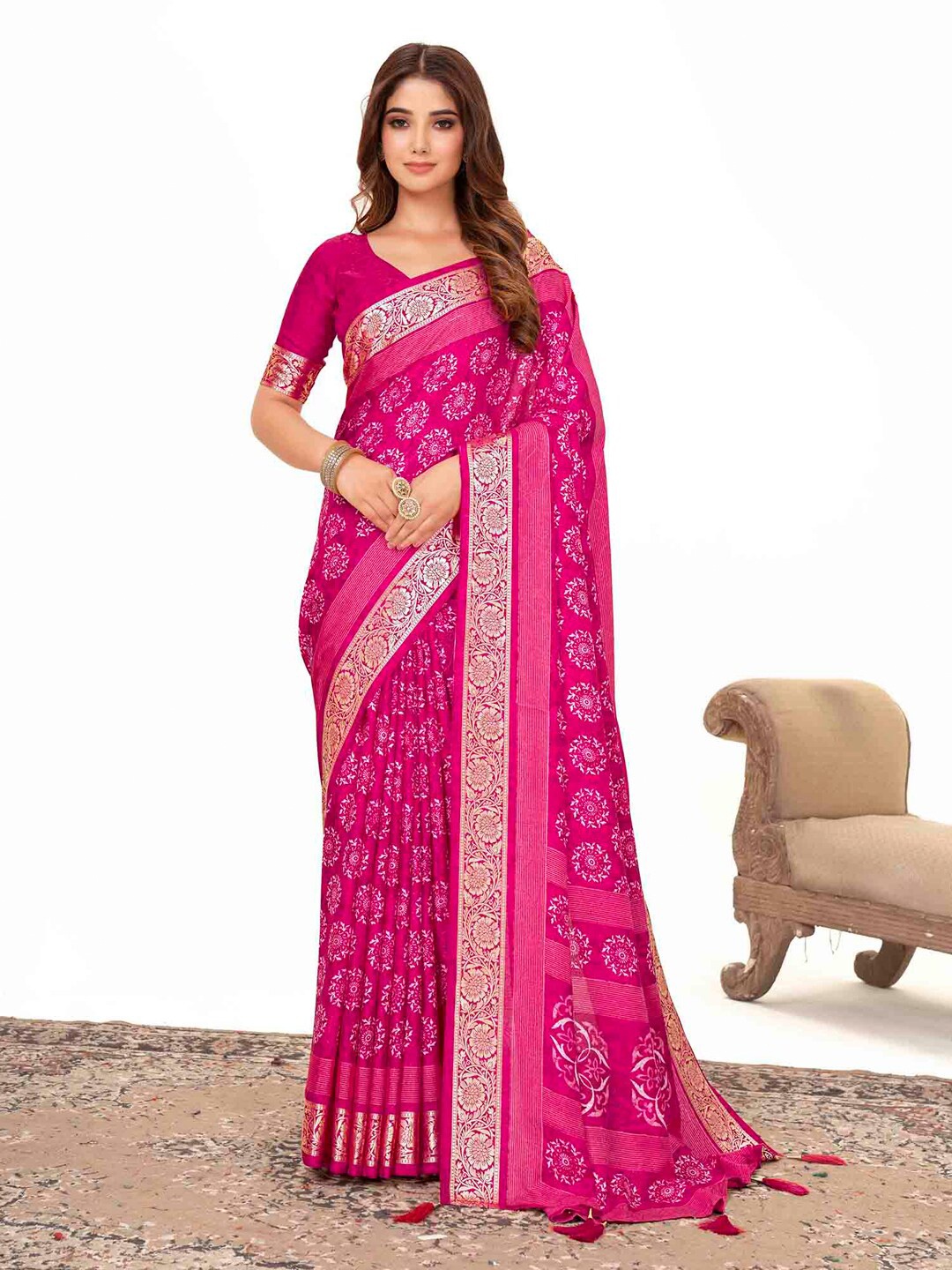 

Anouk Pink & White Ethnic Motifs Printed Zari Sungudi Saree