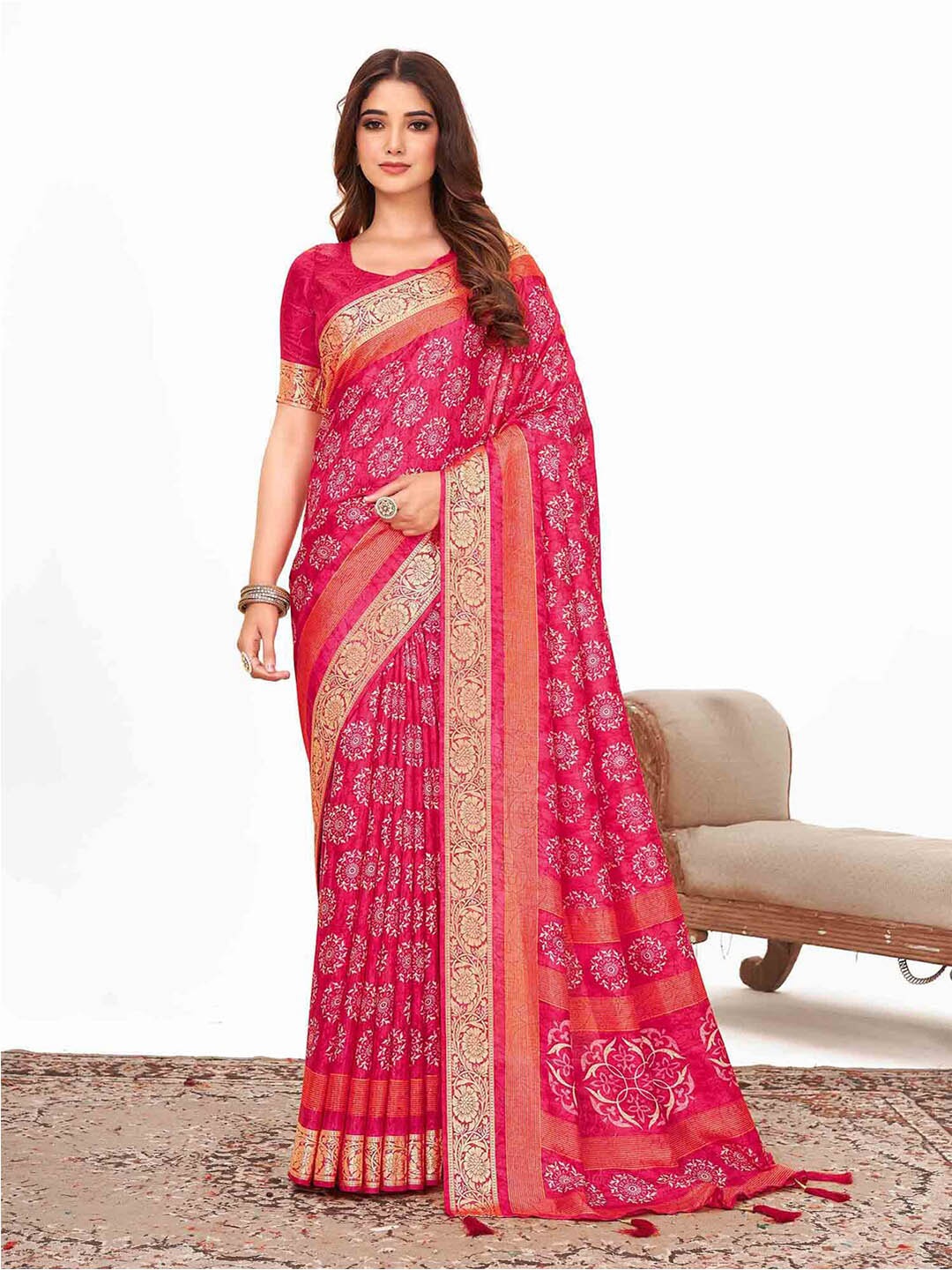 

Anouk Pink & Gold-Toned Ethnic Motifs Printed Zari Sungudi Saree