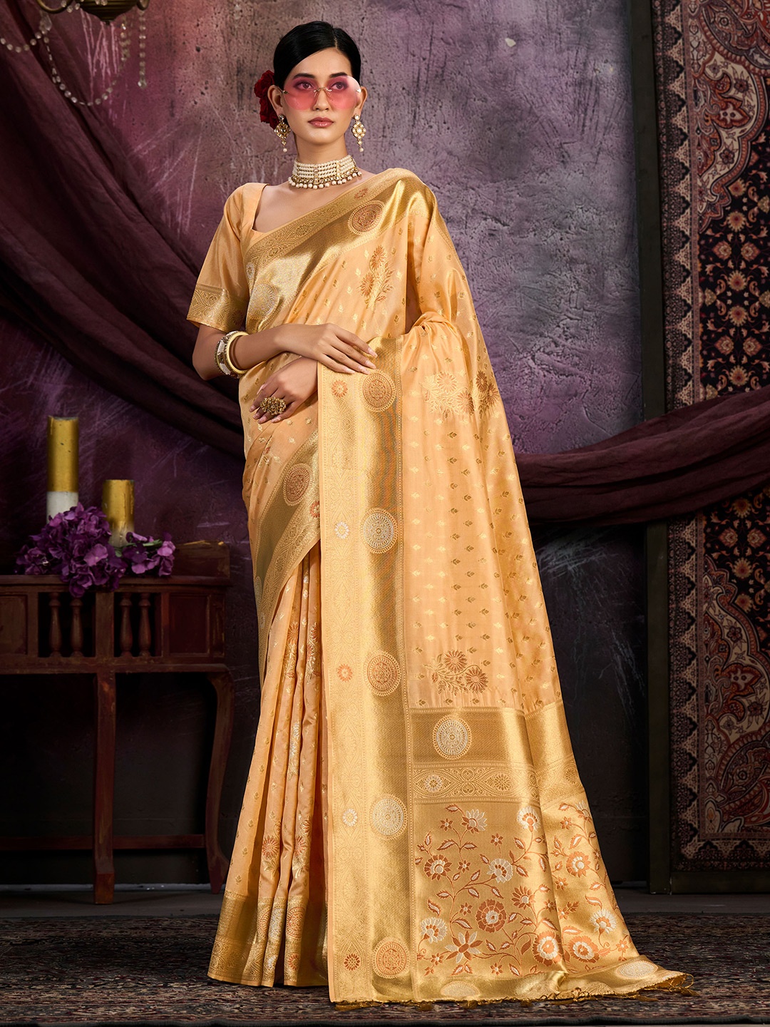 

MIMOSA Floral Woven Design Zari Kanjeevaram Saree, Cream