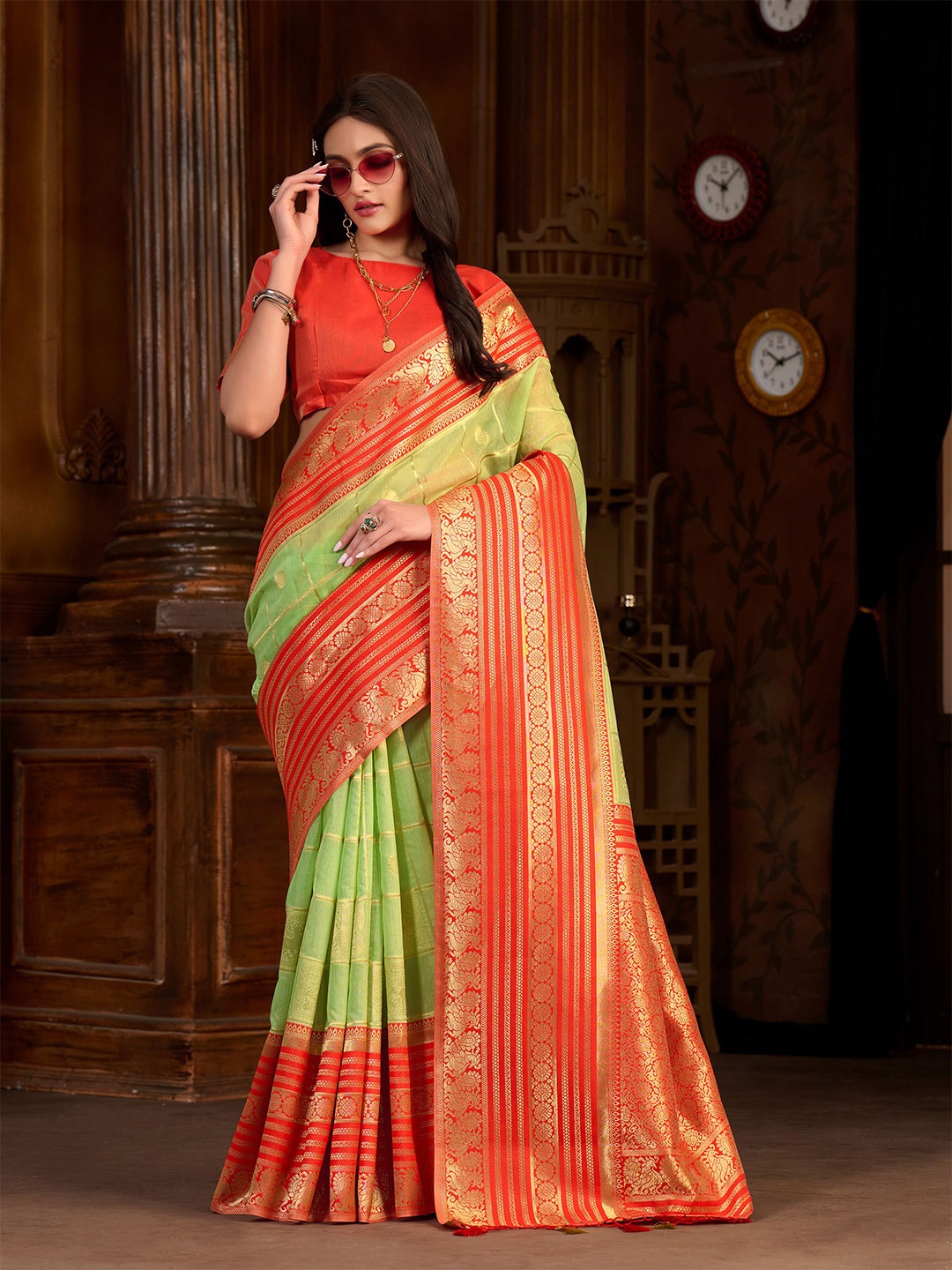 

MIMOSA Checked Zari Art Silk Kanjeevaram Saree With Blouse Piece, Lime green
