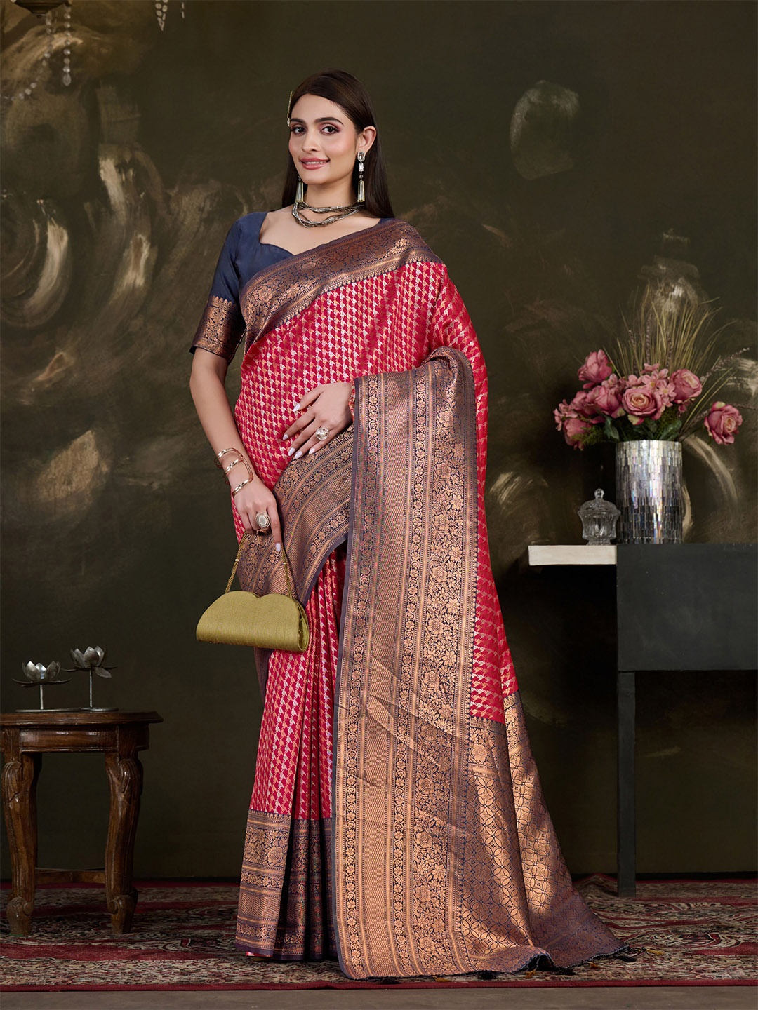 

MIMOSA Woven Design Zari Kanjeevaram Saree, Pink