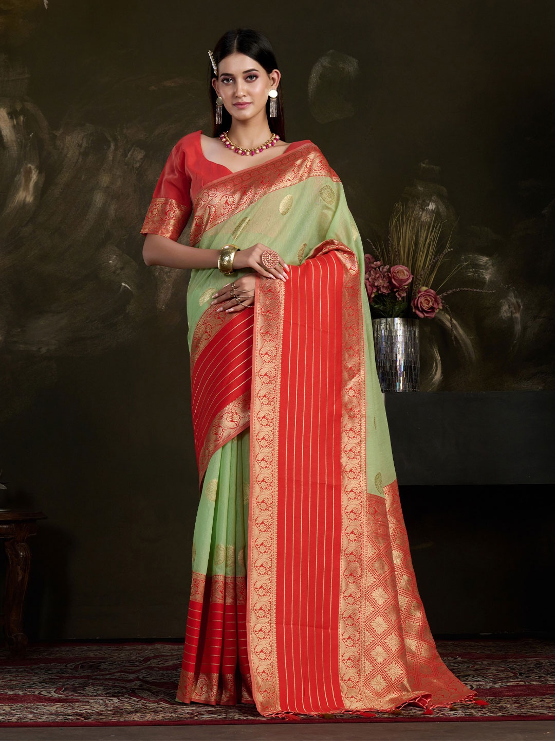 

MIMOSA Ethnic Motif Woven Design Zari Kanjeevaram Saree, Green