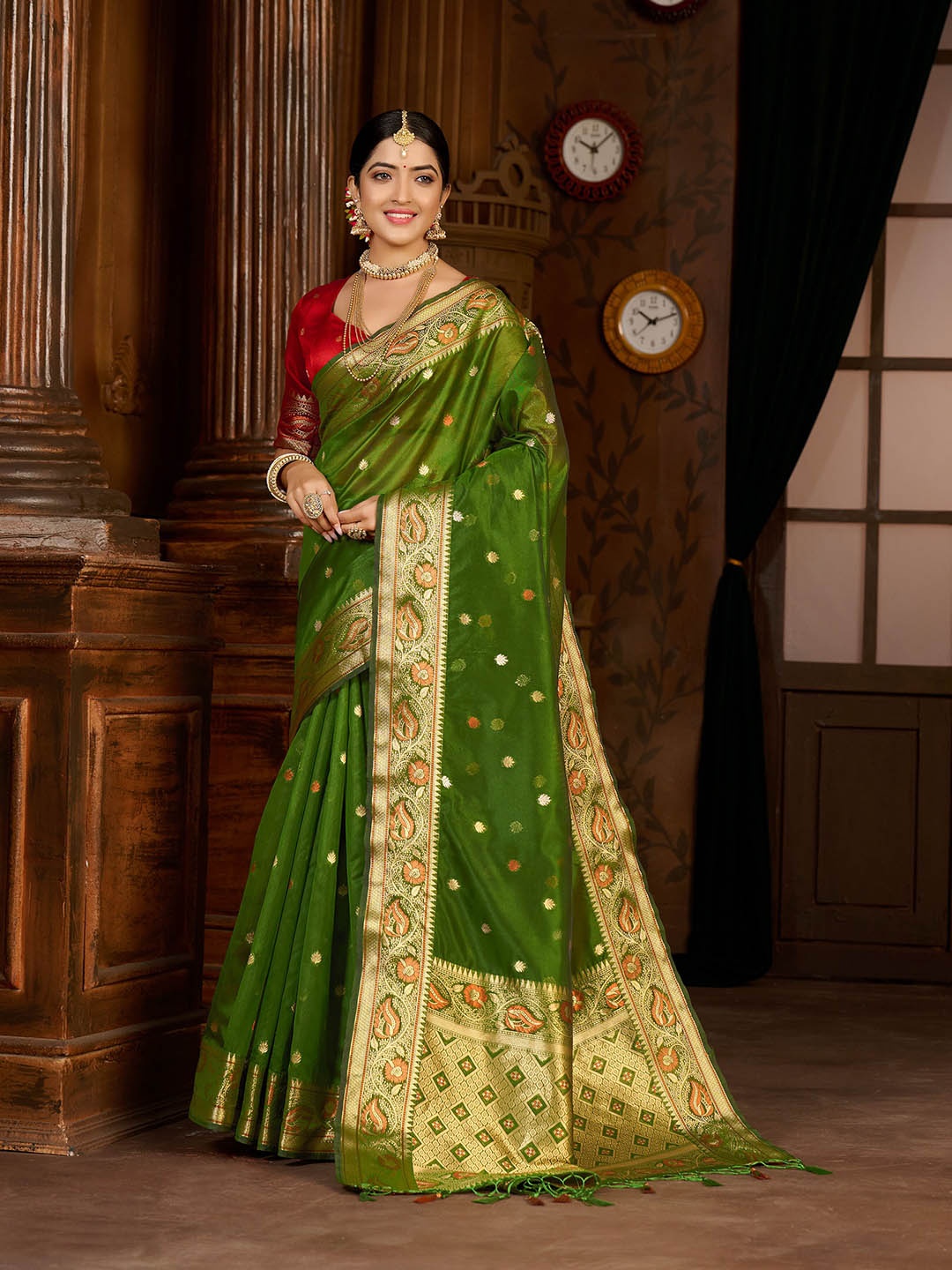 

MIMOSA Ethnic Woven Design Zari Kanjeevaram Saree, Olive