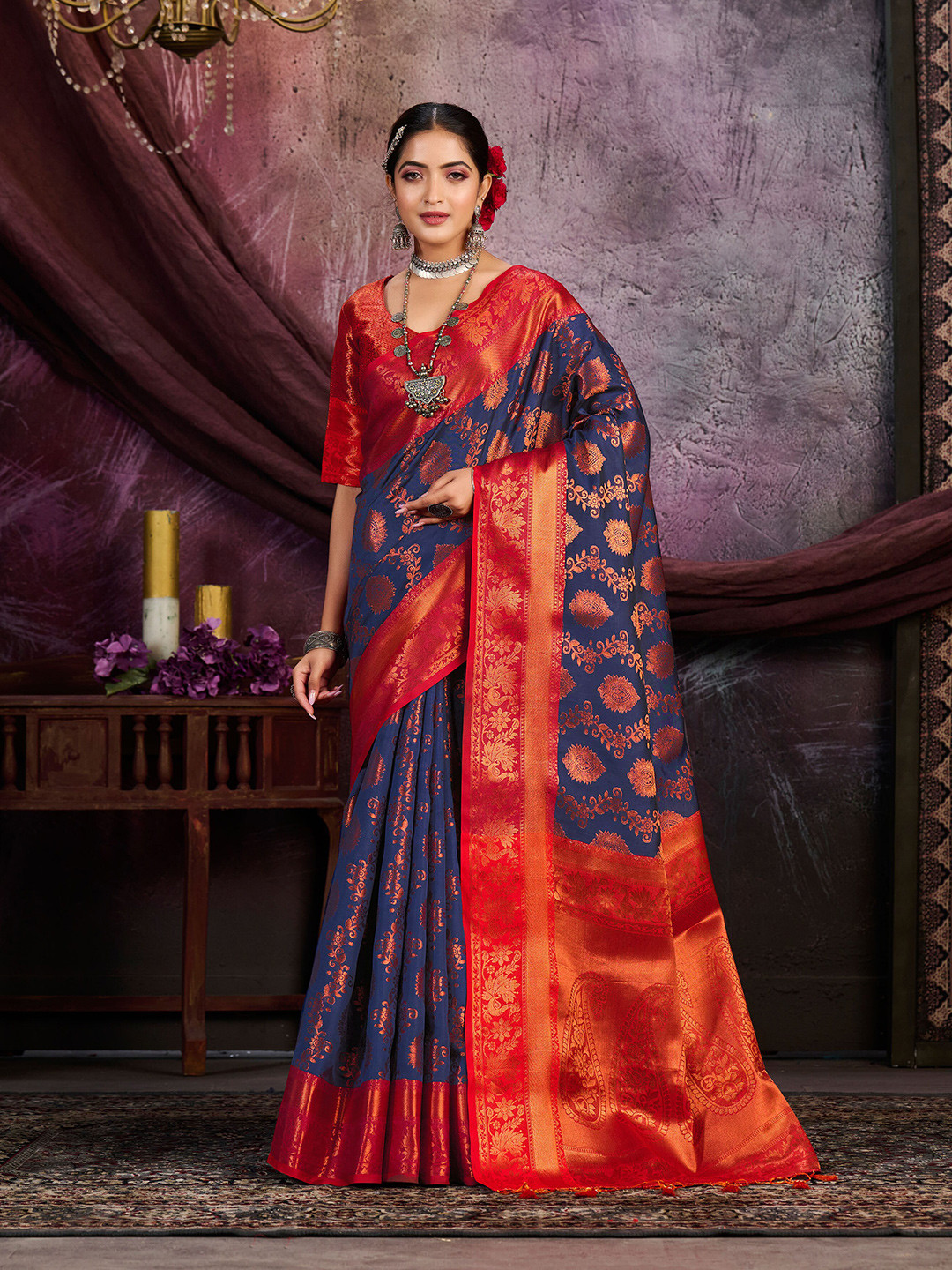 

MIMOSA Ethnic Motif Woven Design Zari Kanjeevaram Saree, Navy blue