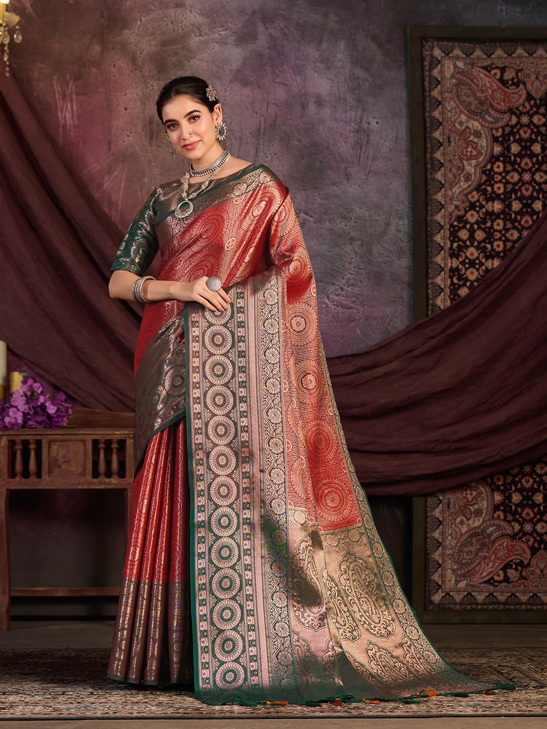 

MIMOSA Ethnic Motif Zari Art Silk Kanjeevaram Saree With Blouse Piece, Maroon