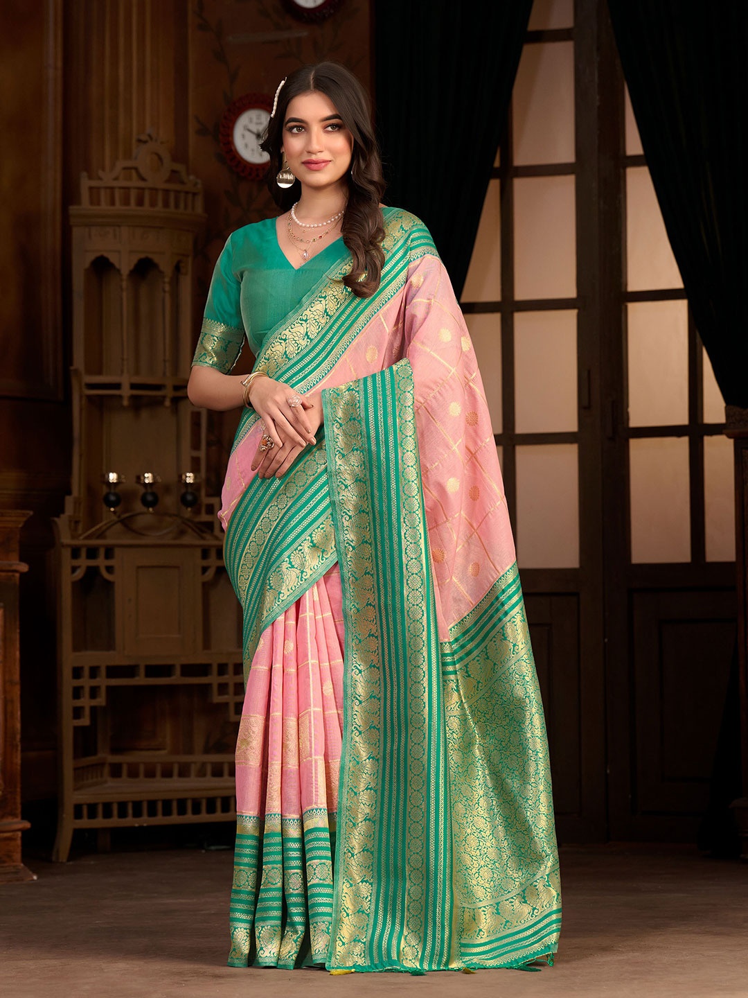 

MIMOSA Checked Zari Kanjeevaram Saree, Pink