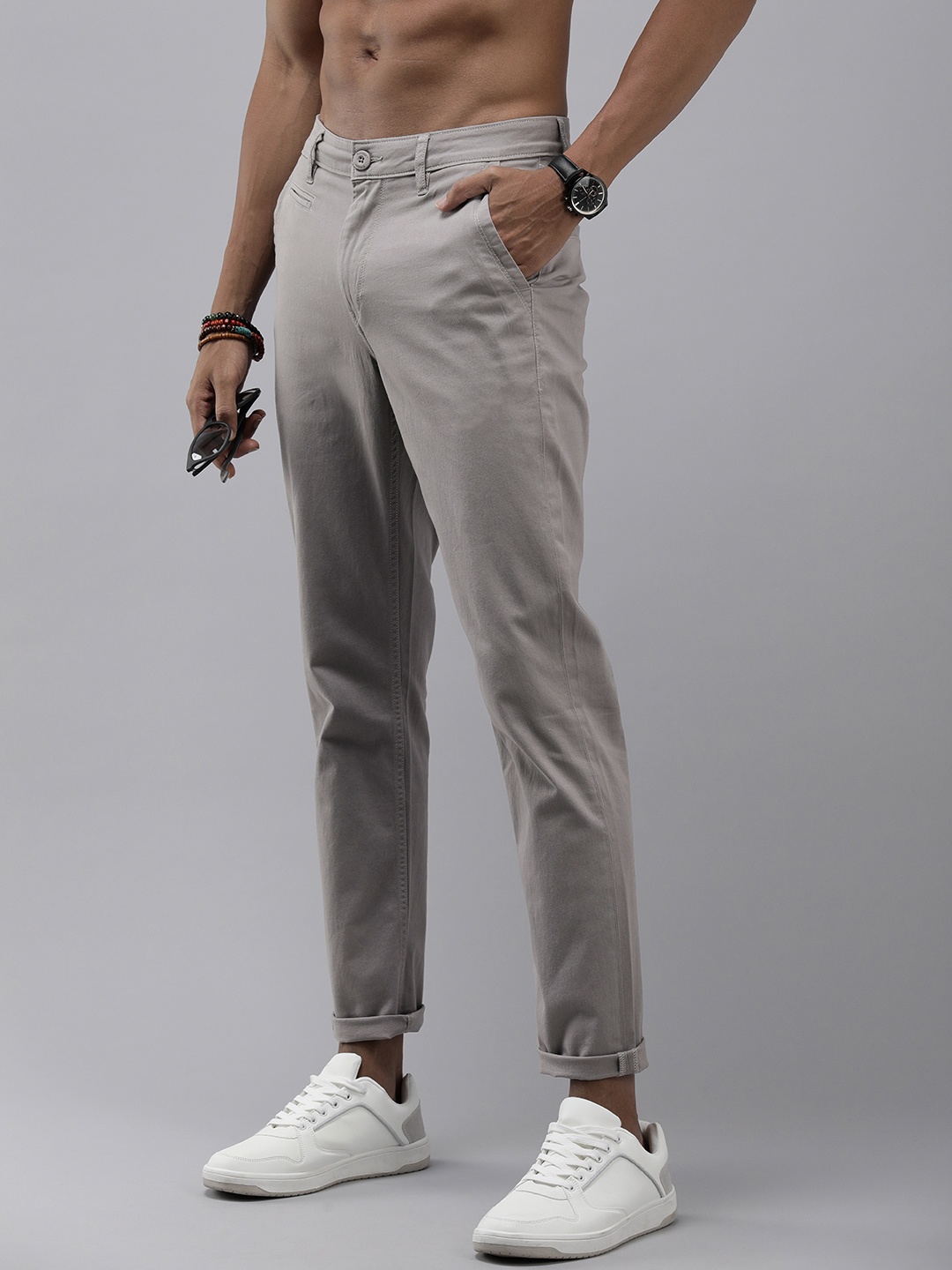 

Roadster Men Slim Fit Chinos Trousers, Grey