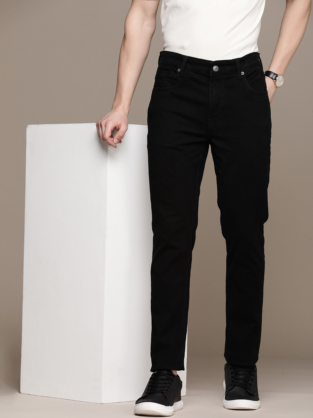 

French Connection Men Mid-Rise Slim Fit Stretchable Regular Length Jeans, Black