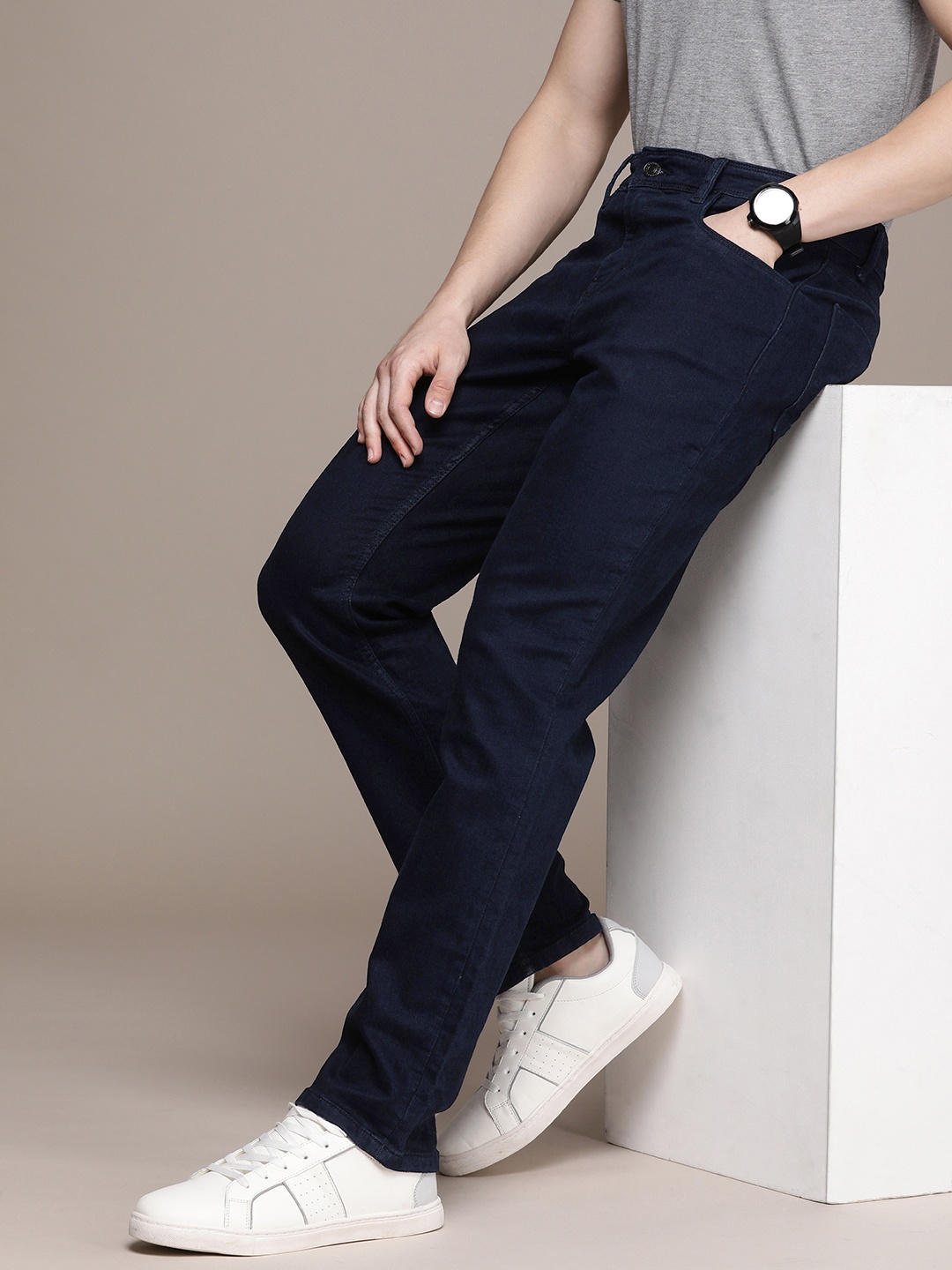 

French Connection Men Slim Fit Stretchable Mid-Rise Jeans, Blue