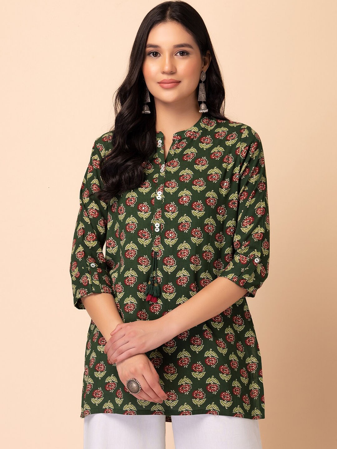 

Rang by Indya Floral Boota Printed Mandarin Collar Straight Kurti, Green