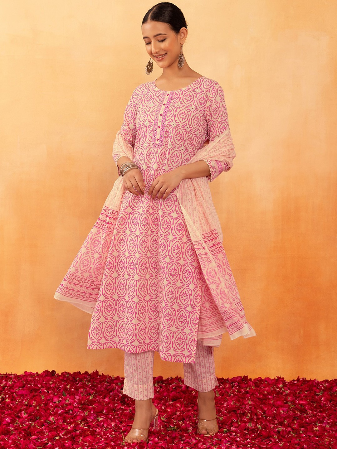 

Rang by Indya Ethnic Motif Printed Pure Cotton A-Line Kurta With Trouser & Dupatta, Off white