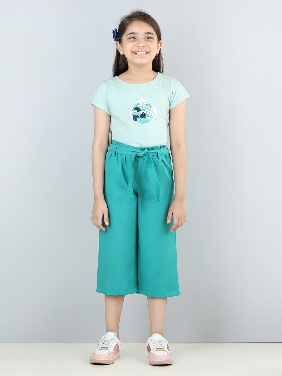 

AWW HUNNIE Girls Printed T-shirt with Palazzos, Green