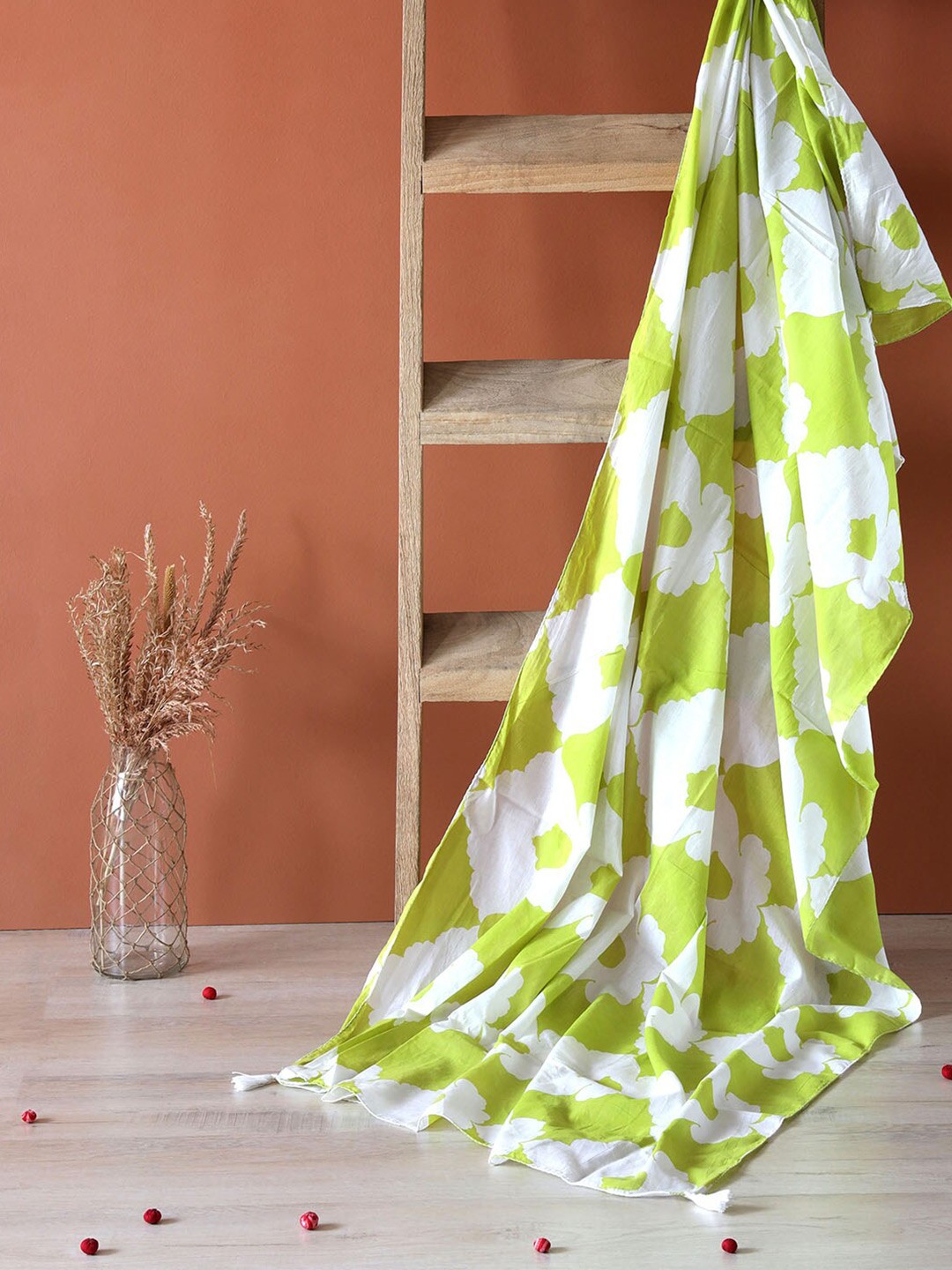

Contrast Living Printed Cotton Scarf, Green