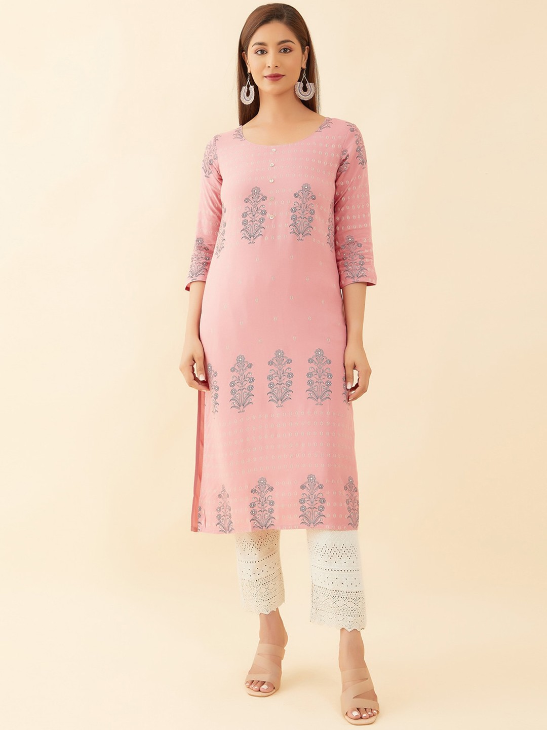 

Maybell Ethnic Motifs Printed Straight Kurta, Pink