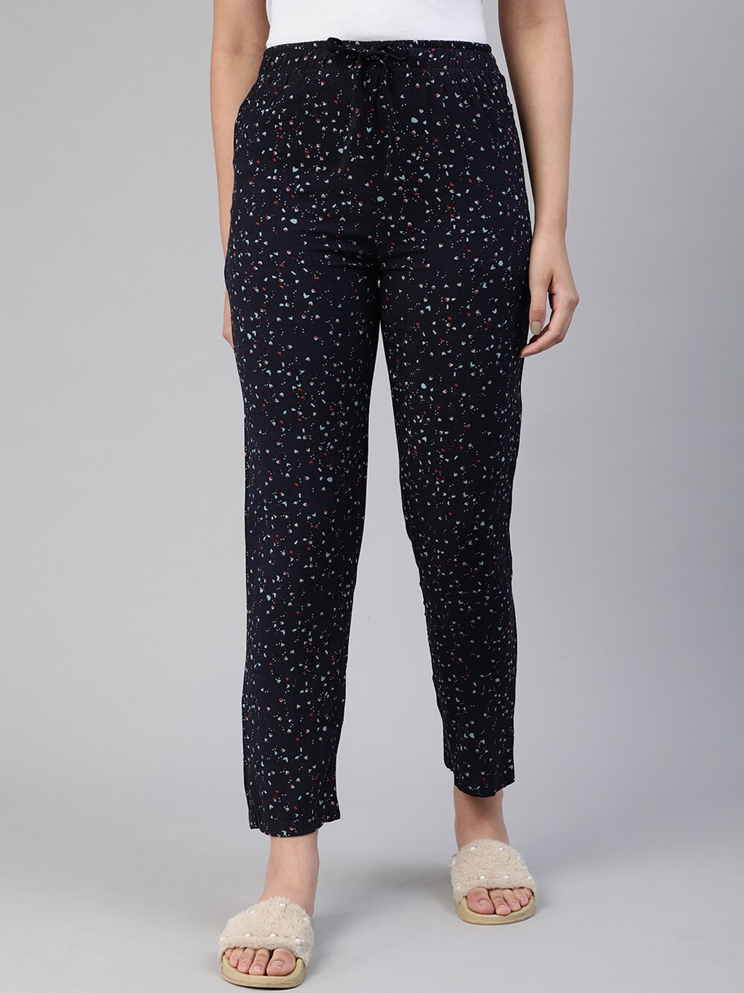 

LYRA Women Printed Lounge Pants, Black