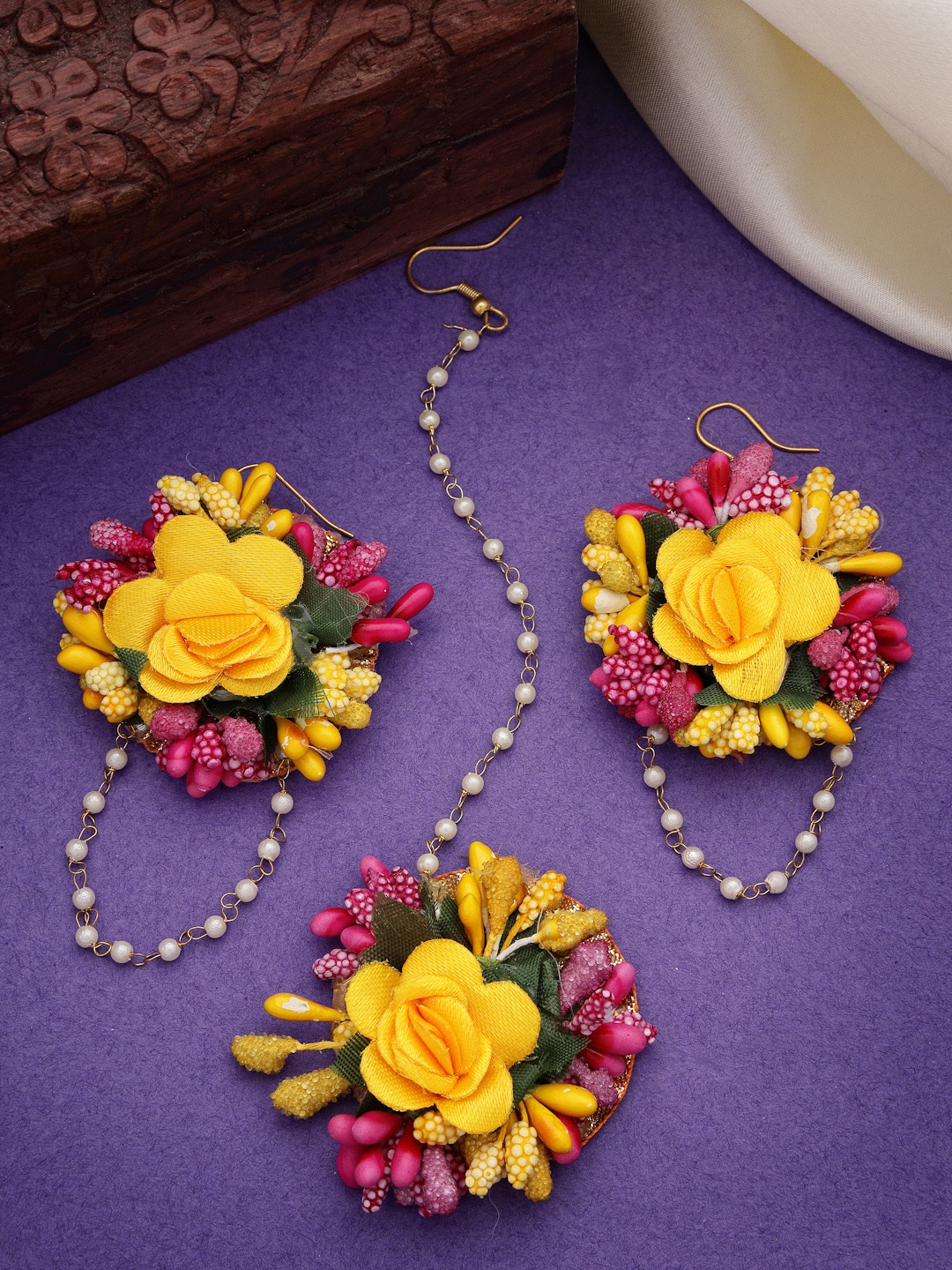 

Aazeen Gold-Plated Floral-Pearl Beaded Haldi & Mehendi Maang Tika with Earrings