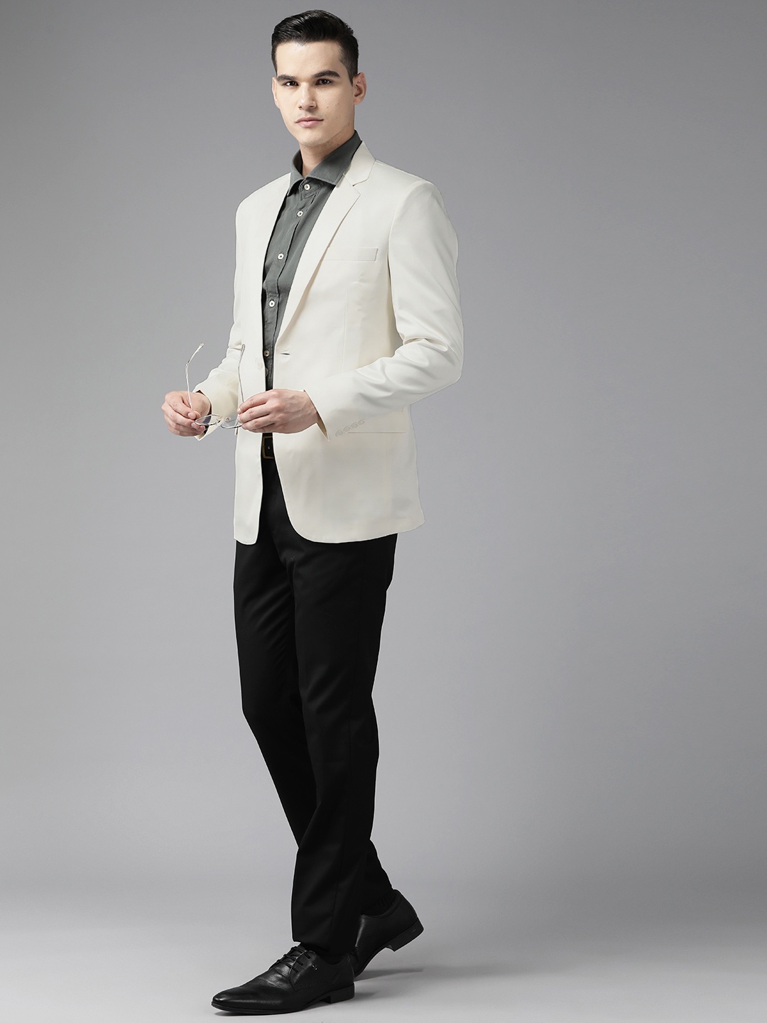 

Shaftesbury London Men Single-Breasted Slim Fit Formal Blazer, Cream