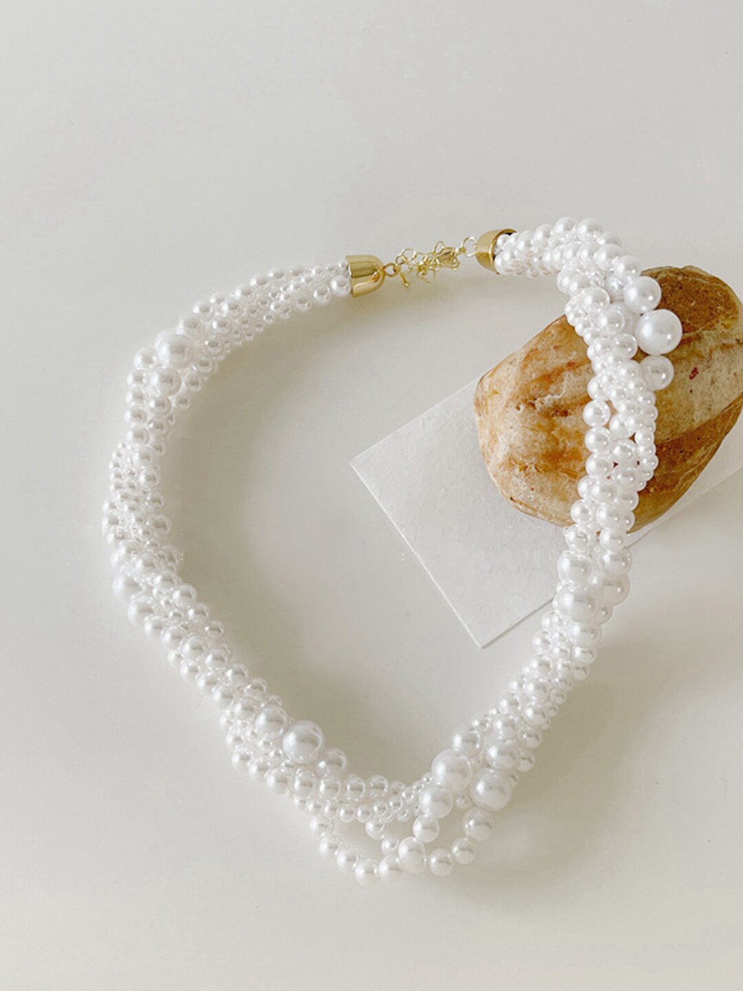 

Peora Gold-Plated White Beads Studded Necklace