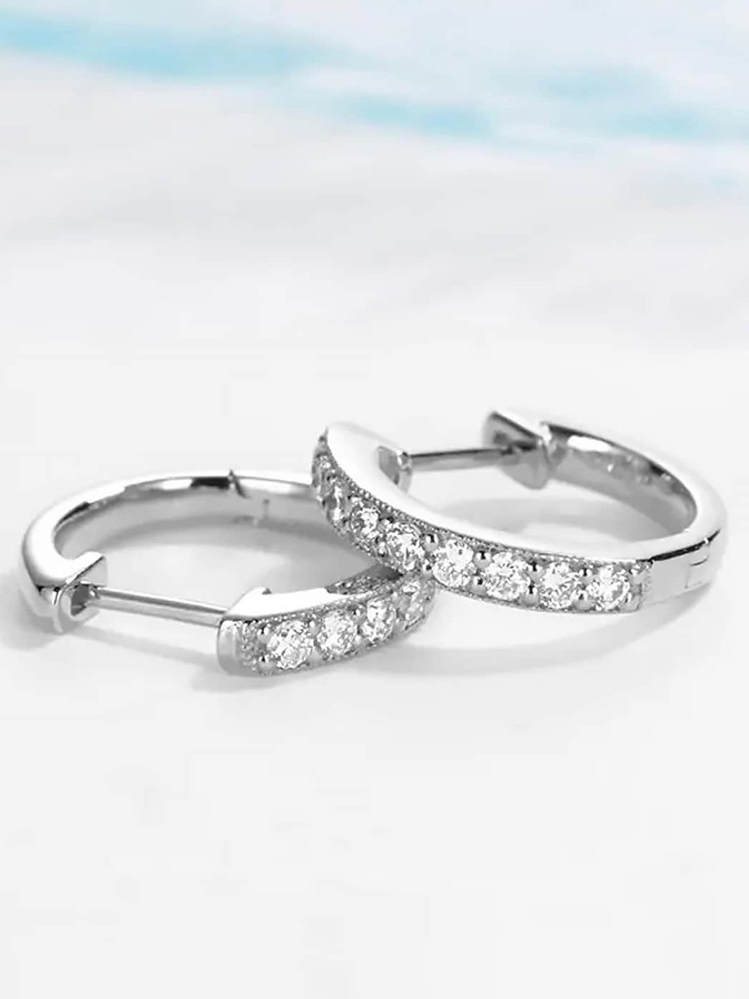 

Peora Silver-Plated Contemporary Hoop Earrings