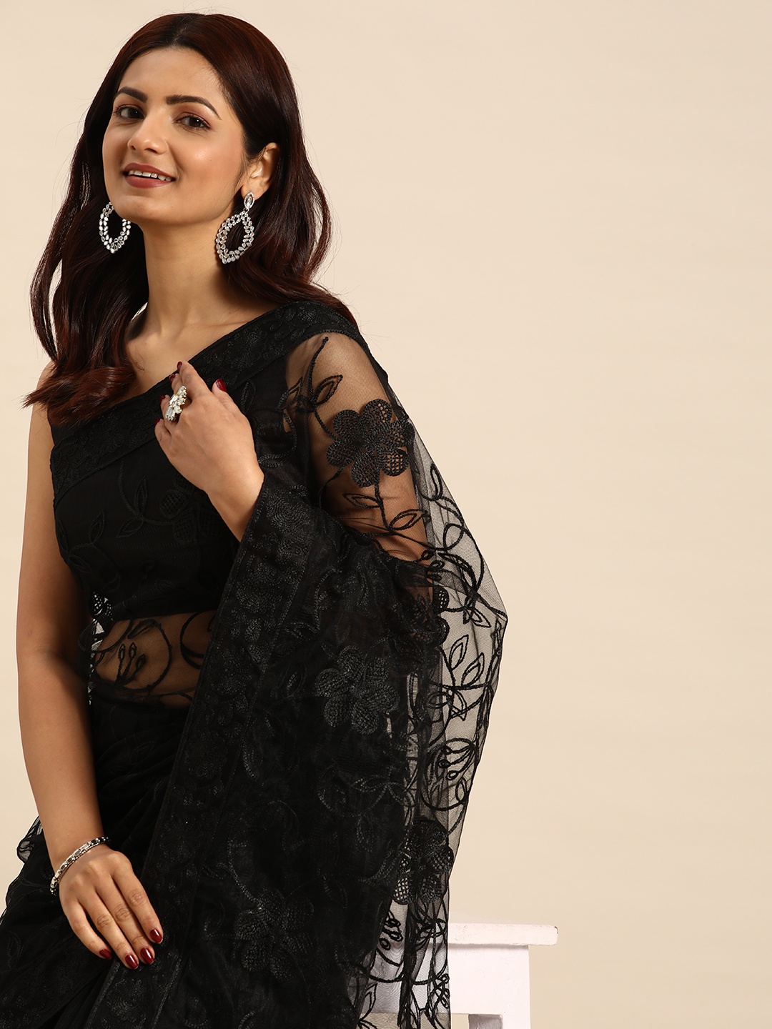 

HERE&NOW Floral Embroidered Net Saree, Black