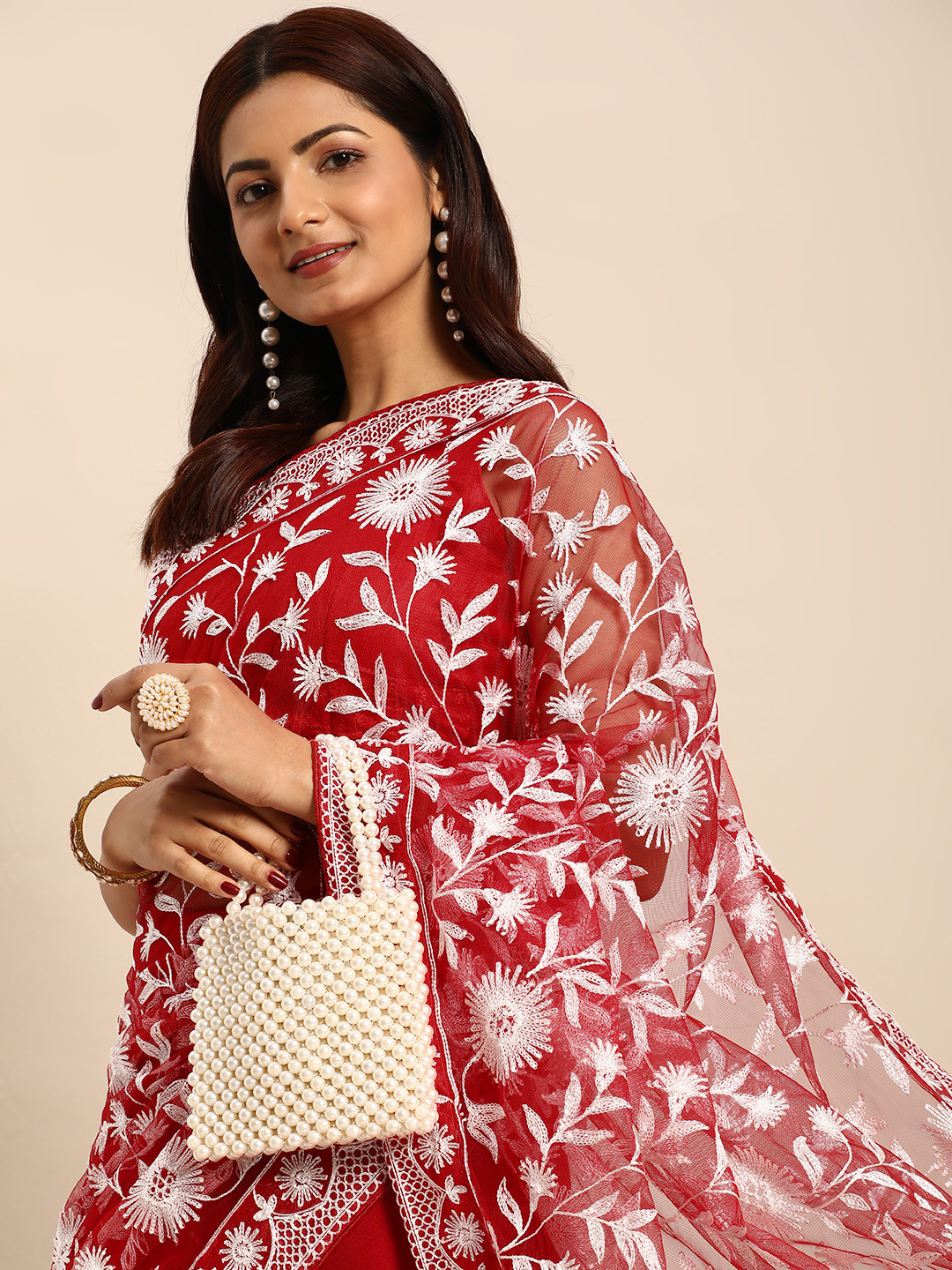 

HERE&NOW Floral Embroidered Net Saree, Red