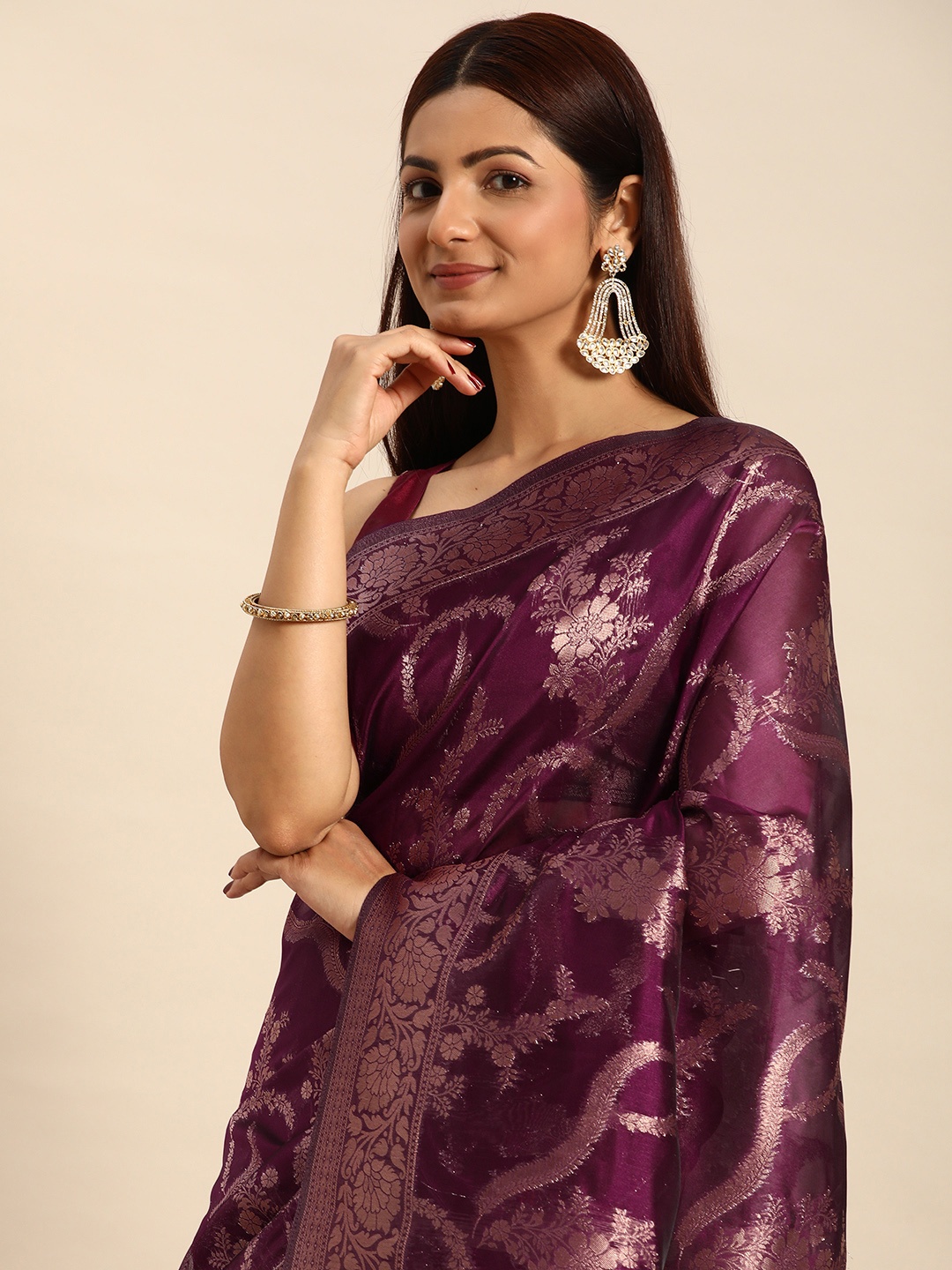 

HERE&NOW Floral Zari Organza Saree, Maroon