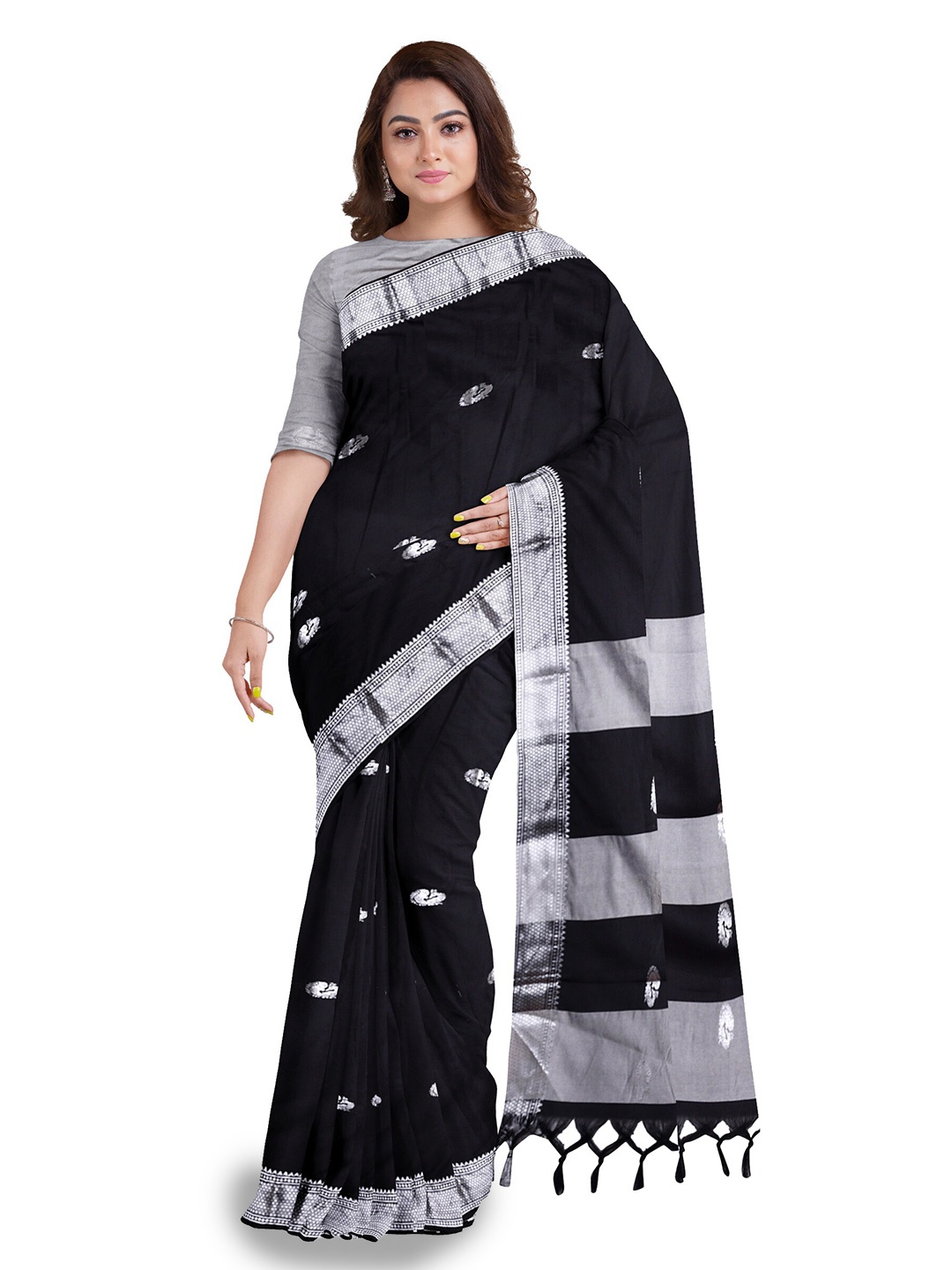 

Anouk Black & Silver-Toned Ethnic Woven Design Zari Saree