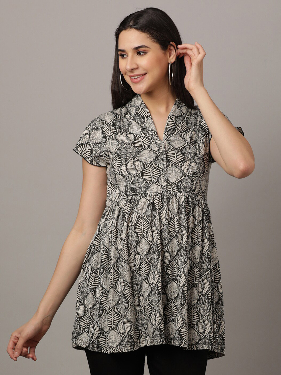 

The Mom Store Maternity Floral Print Mandarin Collar Cotton Longline Top, Black