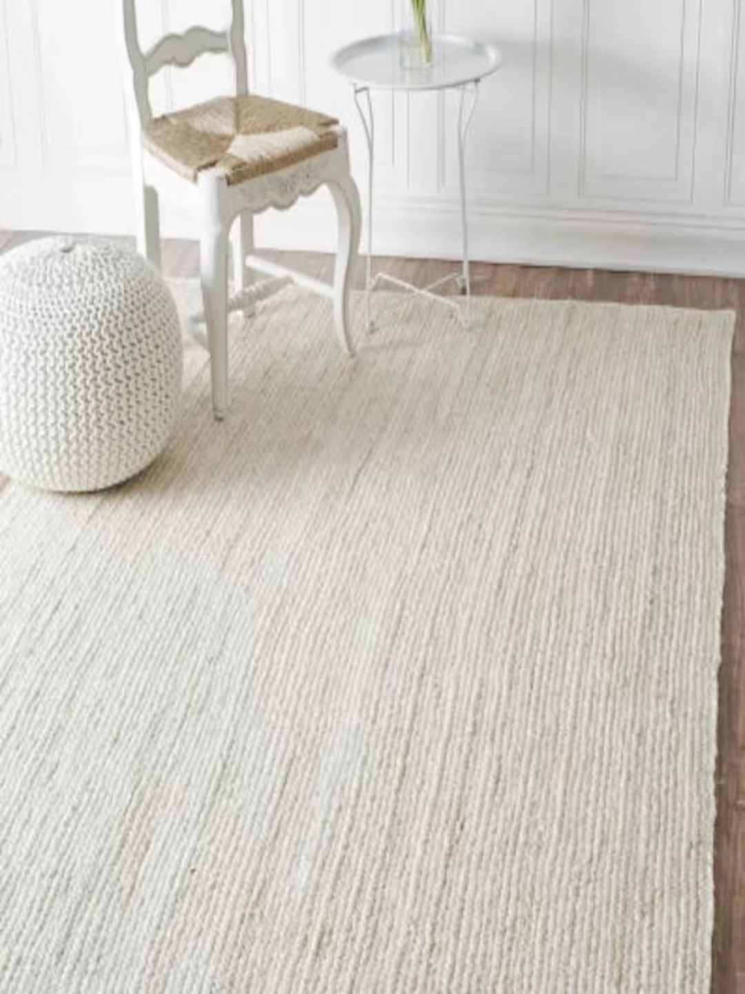 

THE HANDMADE FLAIR White Braided Jute Square Carpet