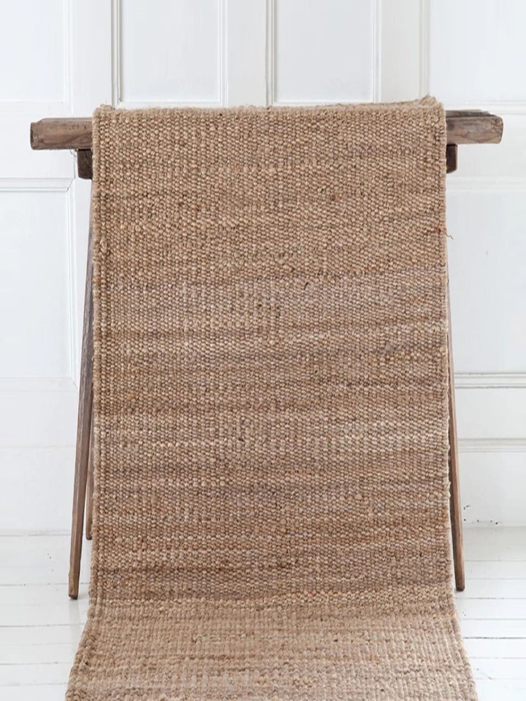 

THE HANDMADE FLAIR Brown Braided Jute Rectangular Carpet