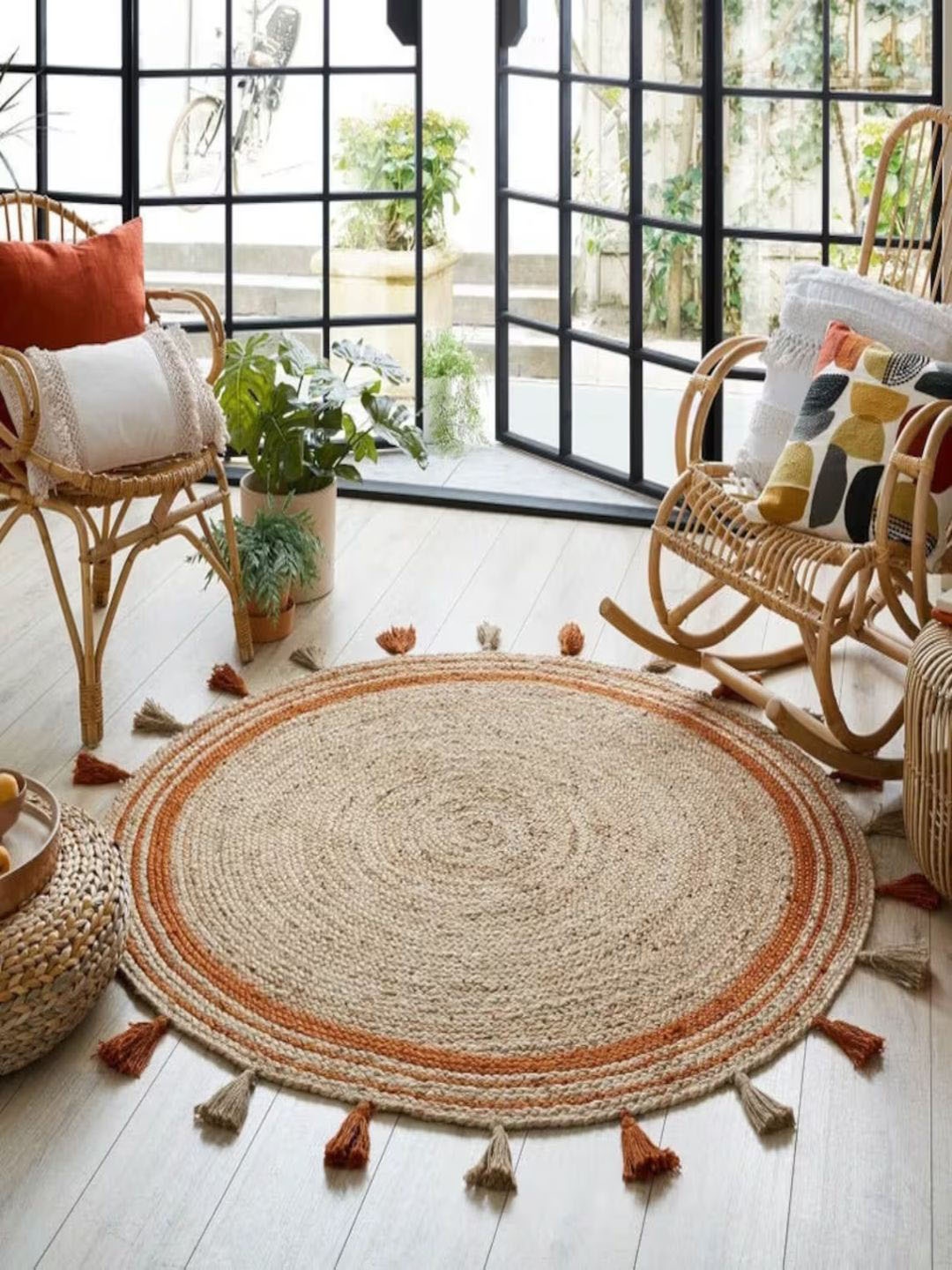 

THE HANDMADE FLAIR Brown & Orange-Colored Braided Jute Circular Carpet