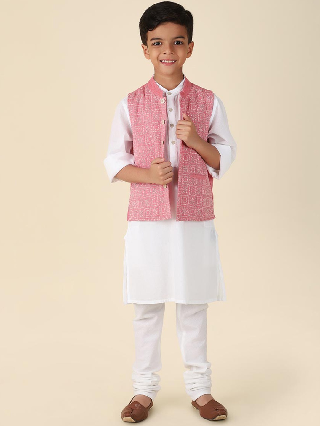 

Fabindia Boys Mandarin Collar Pure Cotton Kurta with Trousers & Nehru Jacket, White