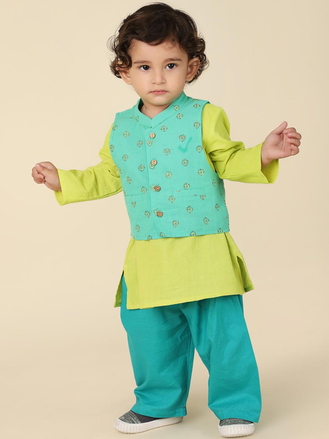 

Fabindia Boys Straight Pure Cotton Kurta with Trousers & Nehru Jacket, Green