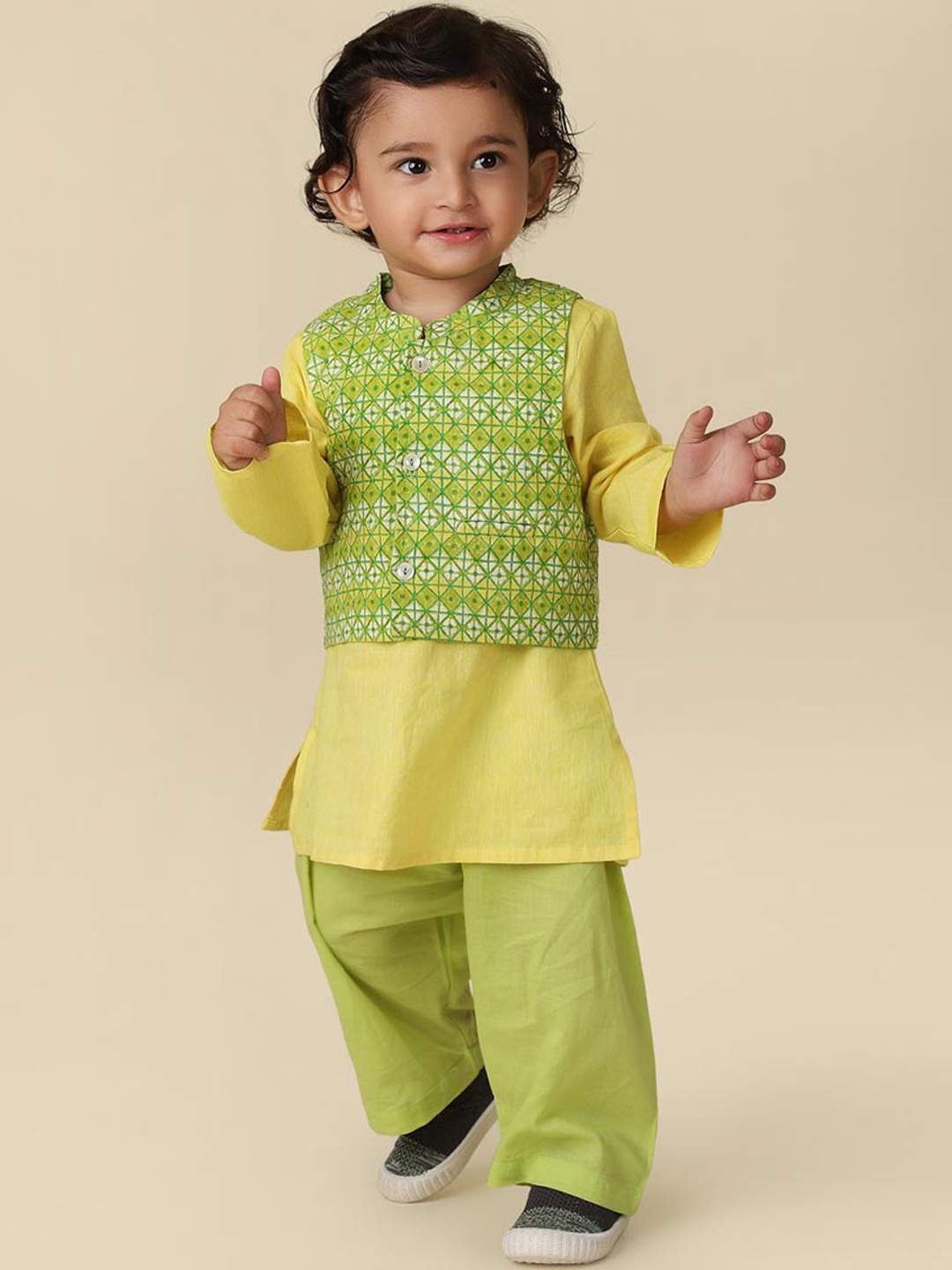 

Fabindia Boys Straight Pure Cotton Kurta with Trousers & Nehru Jacket, Yellow