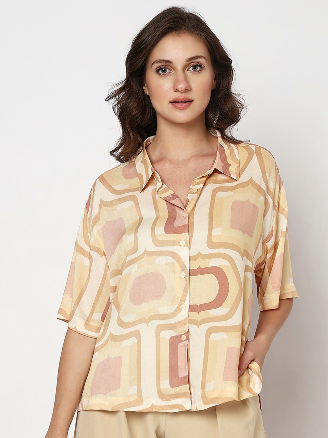 

Vero Moda Abstract Printed Short Sleeve Modal Casual Shirt, Beige