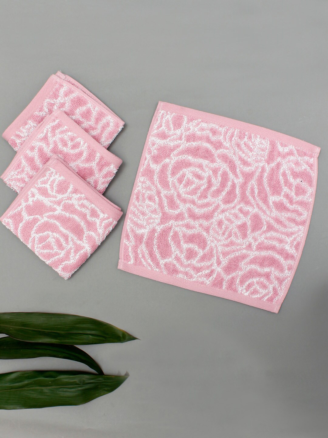 

AVI Living Pink & White 4 Pieces Printed Pure Cotton 500GSM Highly Absorbent Face Towels