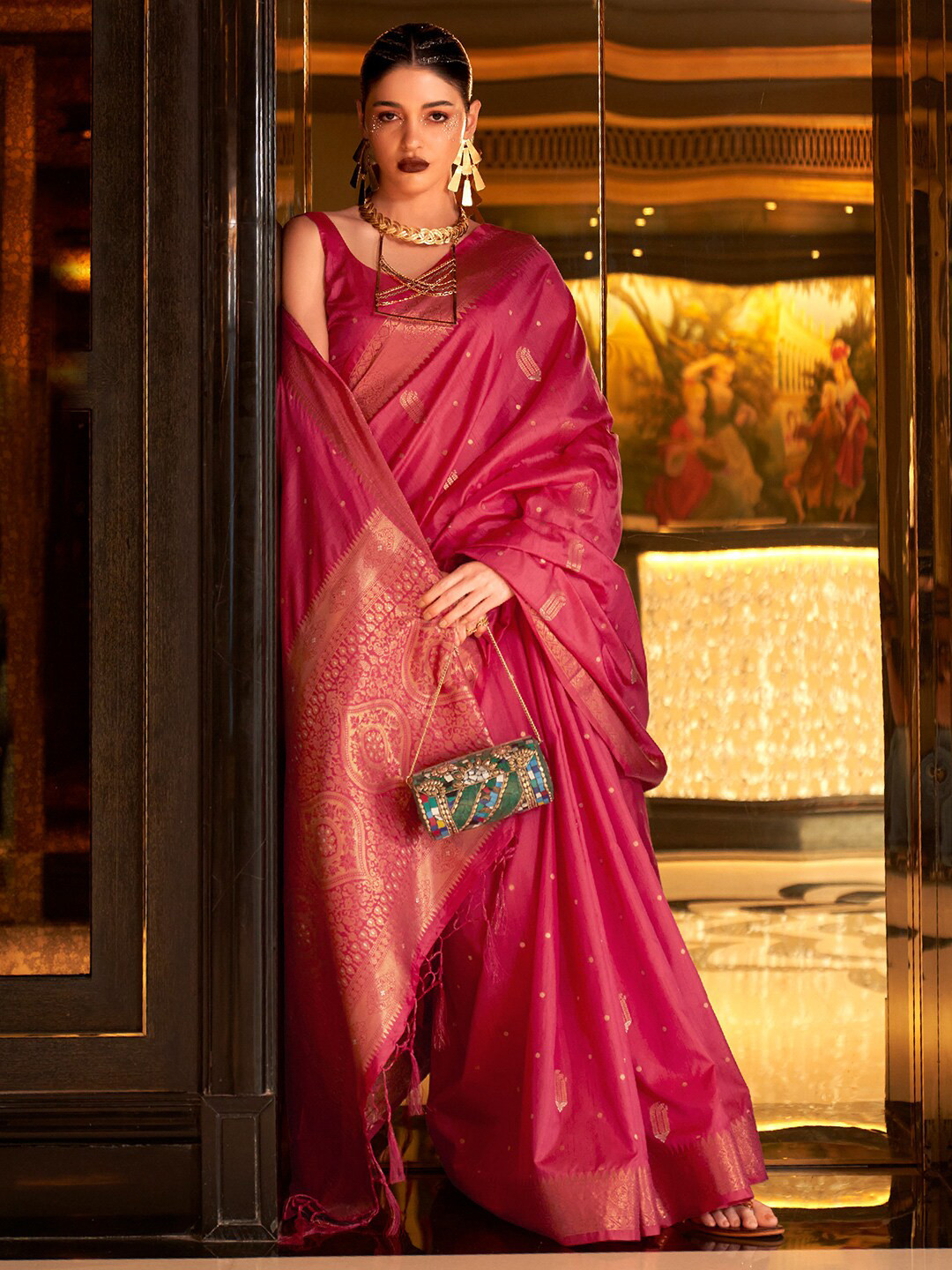 

KARAGIRI Floral Woven Design Zari Tussar Saree, Pink