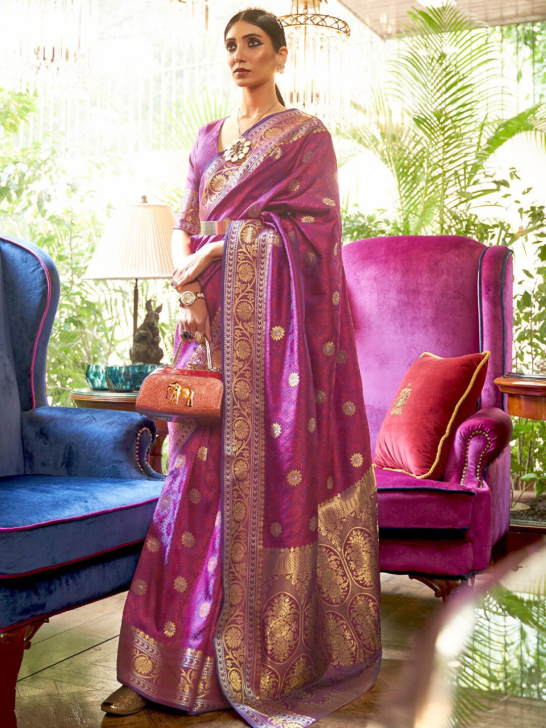 

KARAGIRI Floral Woven Design Zari Kanjeevaram Saree, Purple