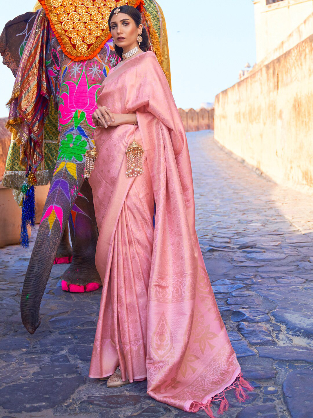 

KARAGIRI Ethnic Motif Woven Design Zari Kanjeevaram Saree, Pink