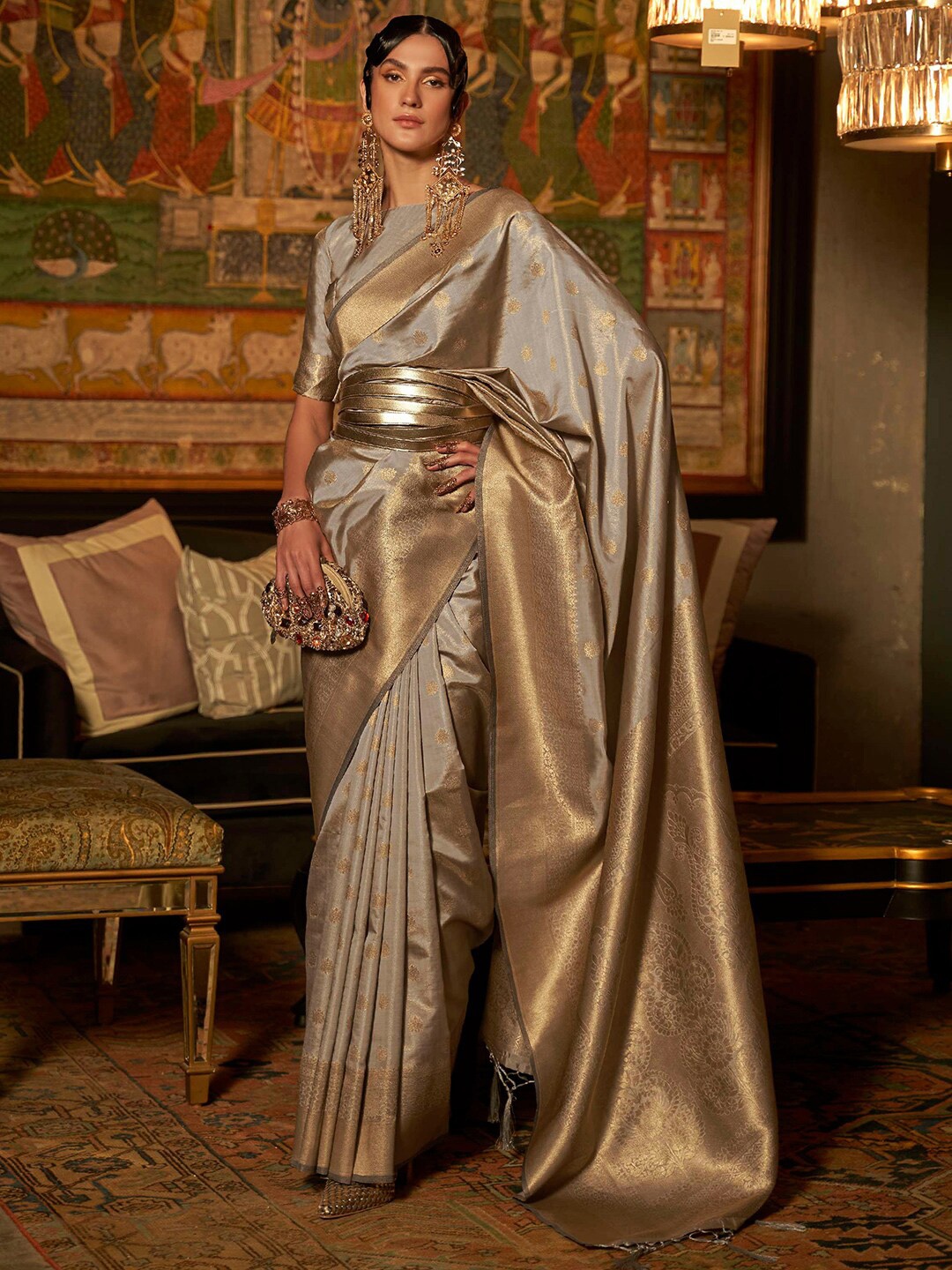 

KARAGIRI Floral Woven Design Zari Kanjeevaram Saree, Grey