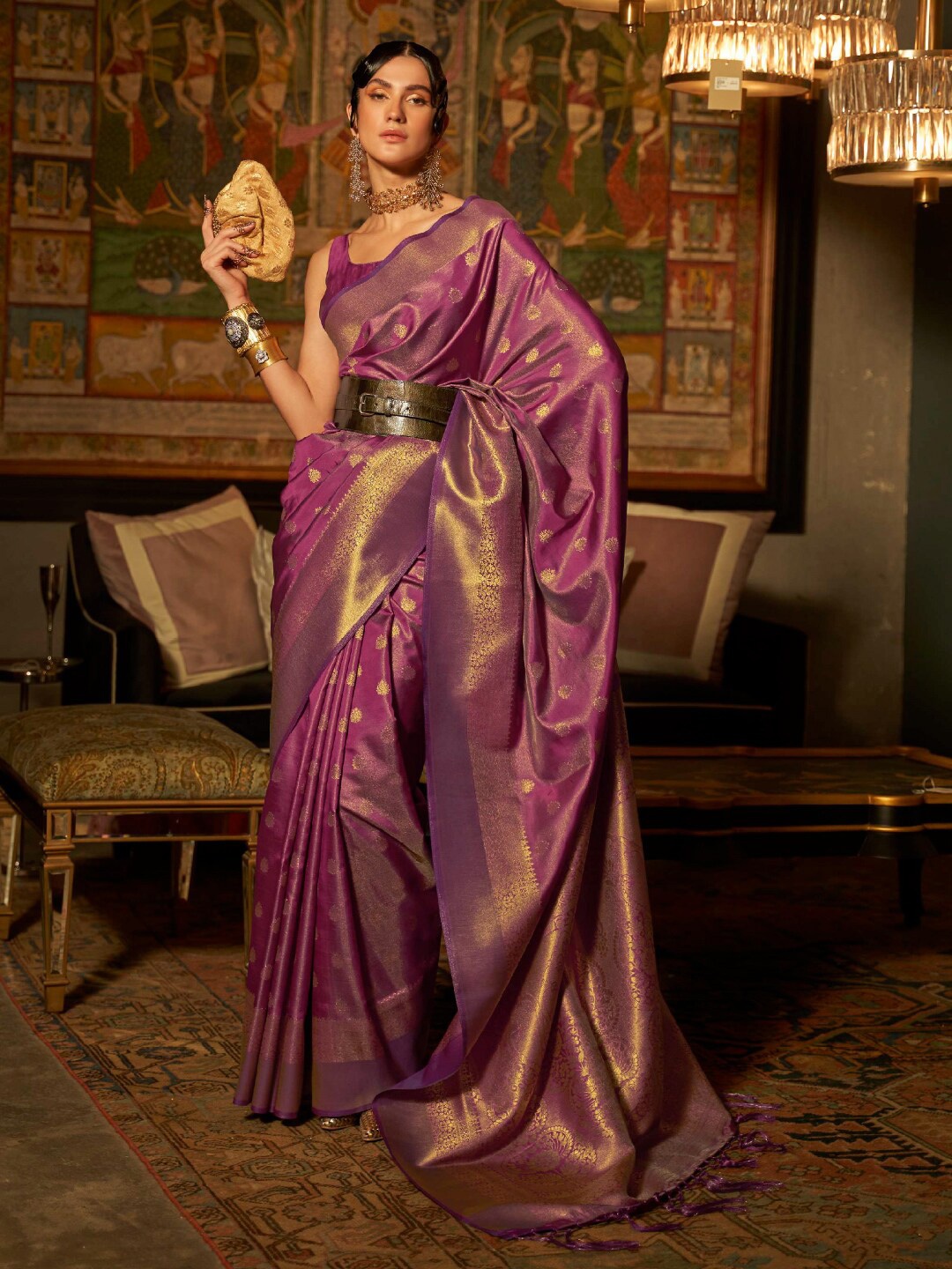 

KARAGIRI Floral Woven Design Zari Kanjeevaram Saree, Violet