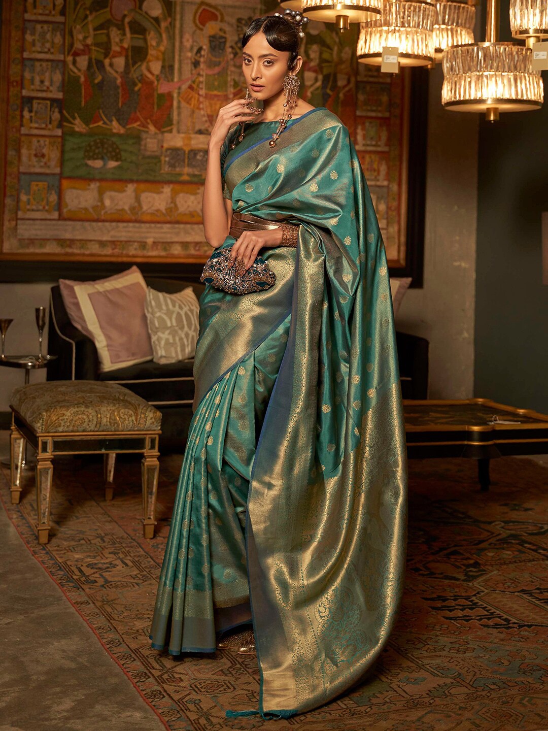 

KARAGIRI Floral Woven Design Zari Kanjeevaram Saree, Blue