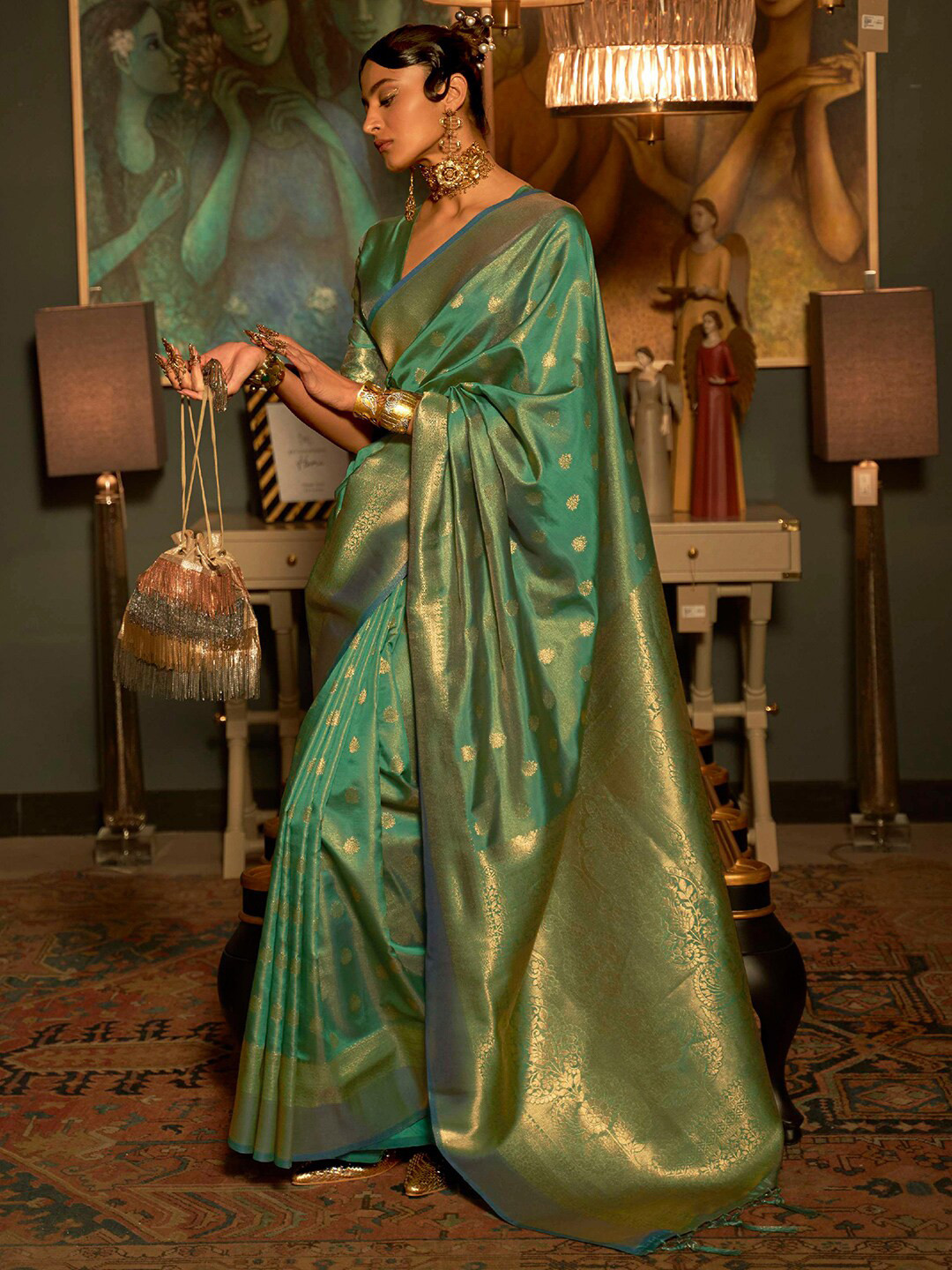 

KARAGIRI Floral Woven Design Zari Kanjeevaram Saree, Green