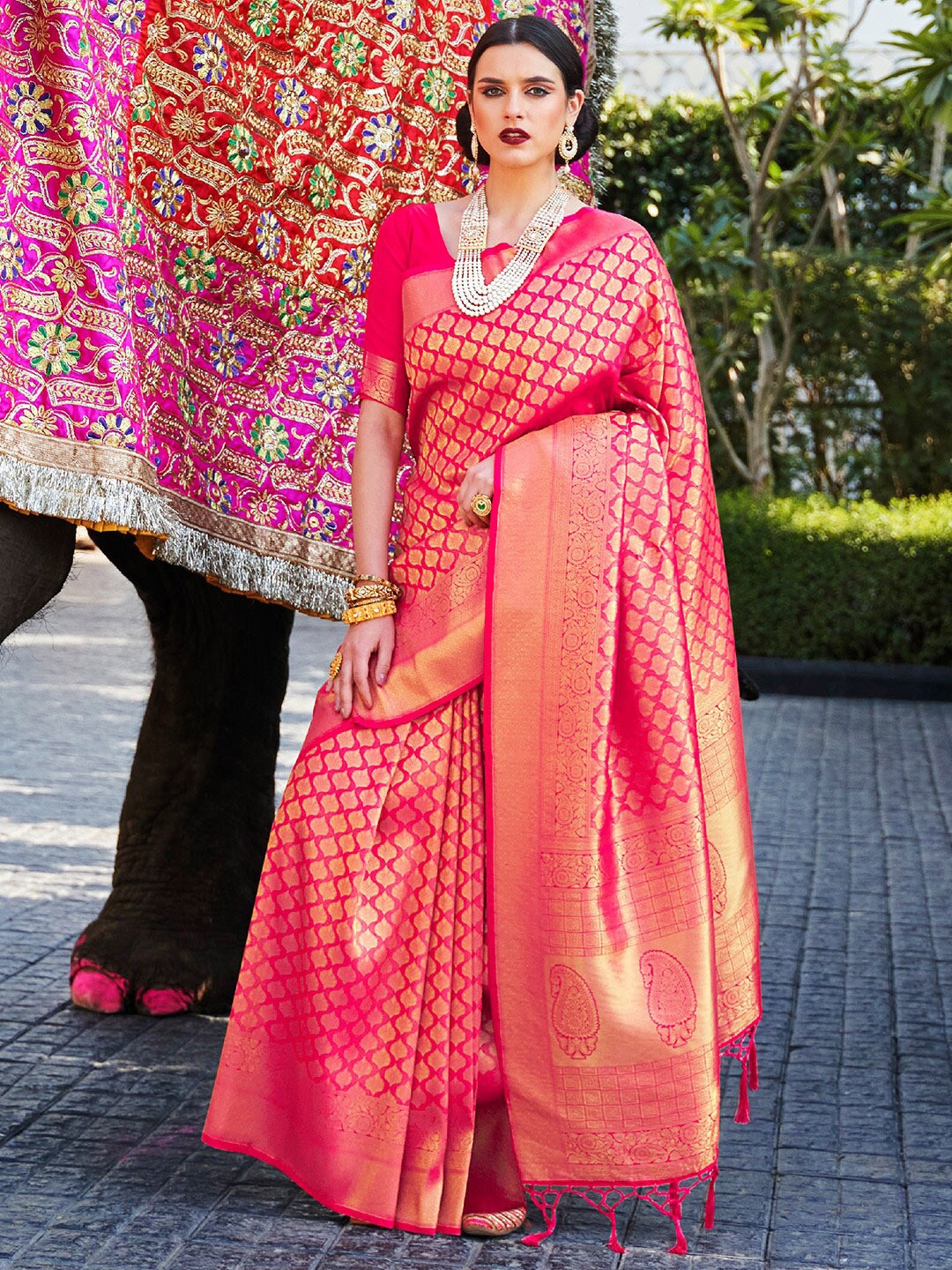 

KARAGIRI Ethnic Motif Woven Design Zari Kanjeevaram Saree, Pink