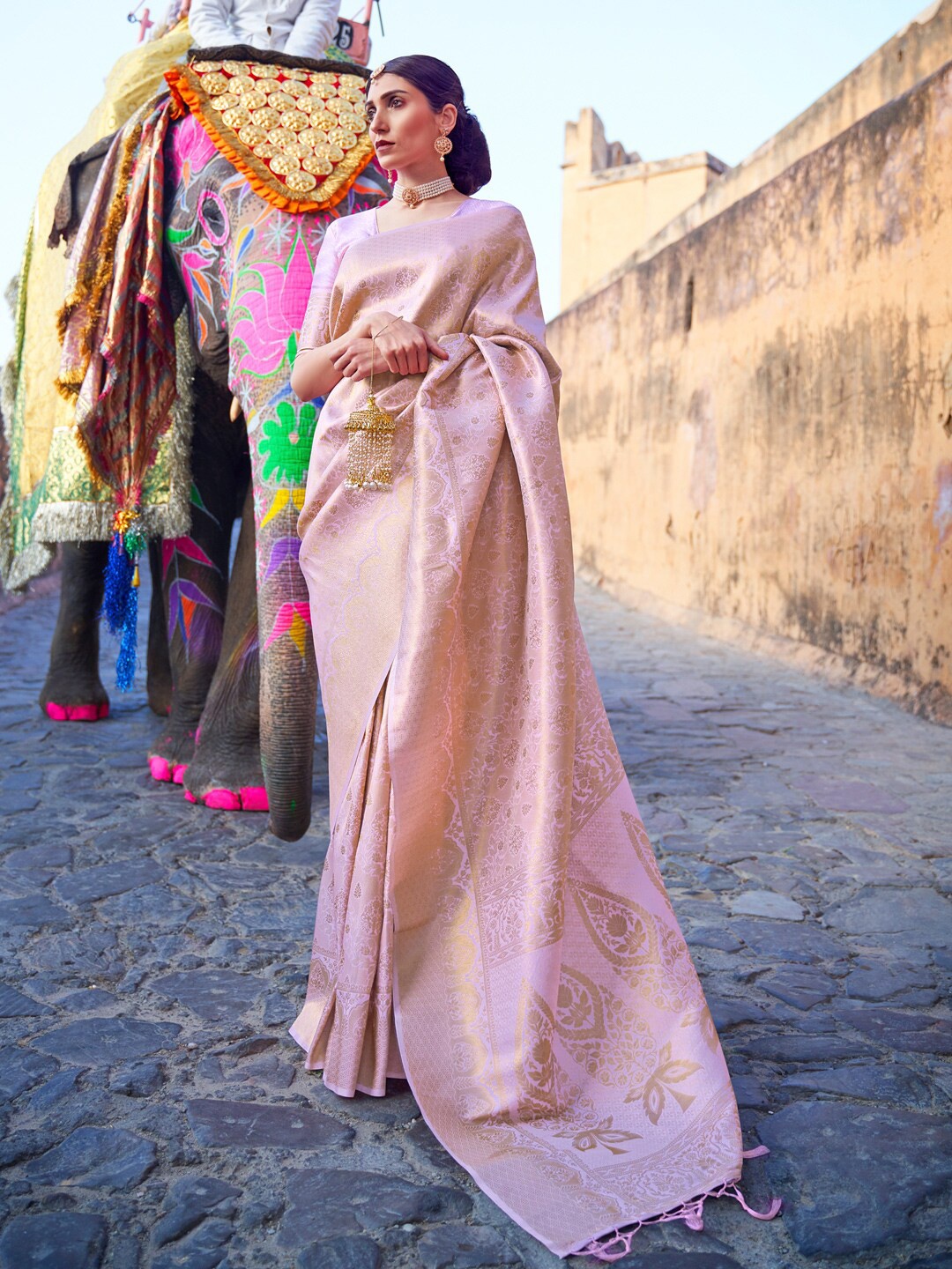

KARAGIRI Woven Design Zari Kanjeevaram Saree, Purple