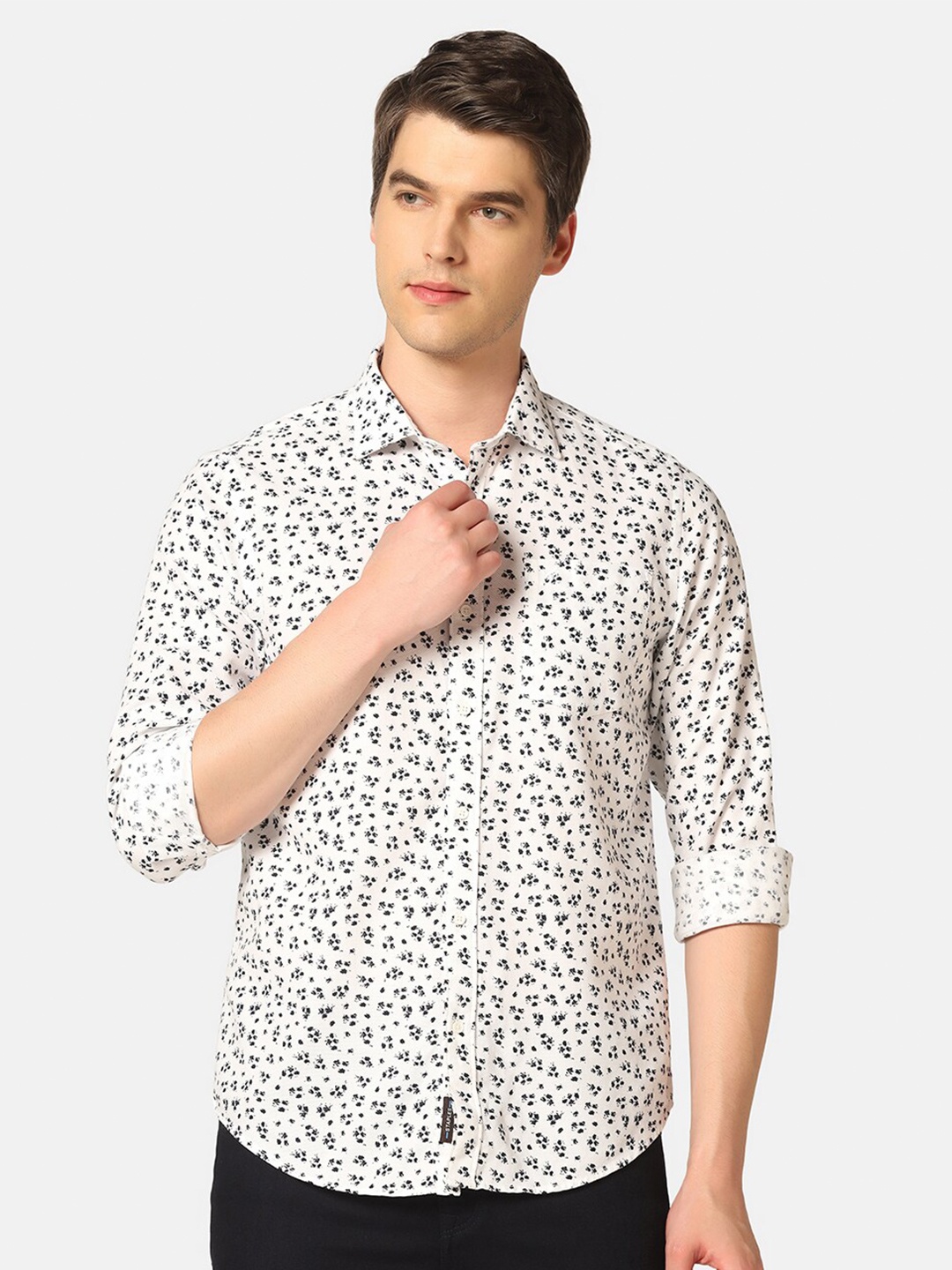 

Blackberrys Micro Ditsy Printed India Slim Fit Pure Cotton Casual Shirt, White
