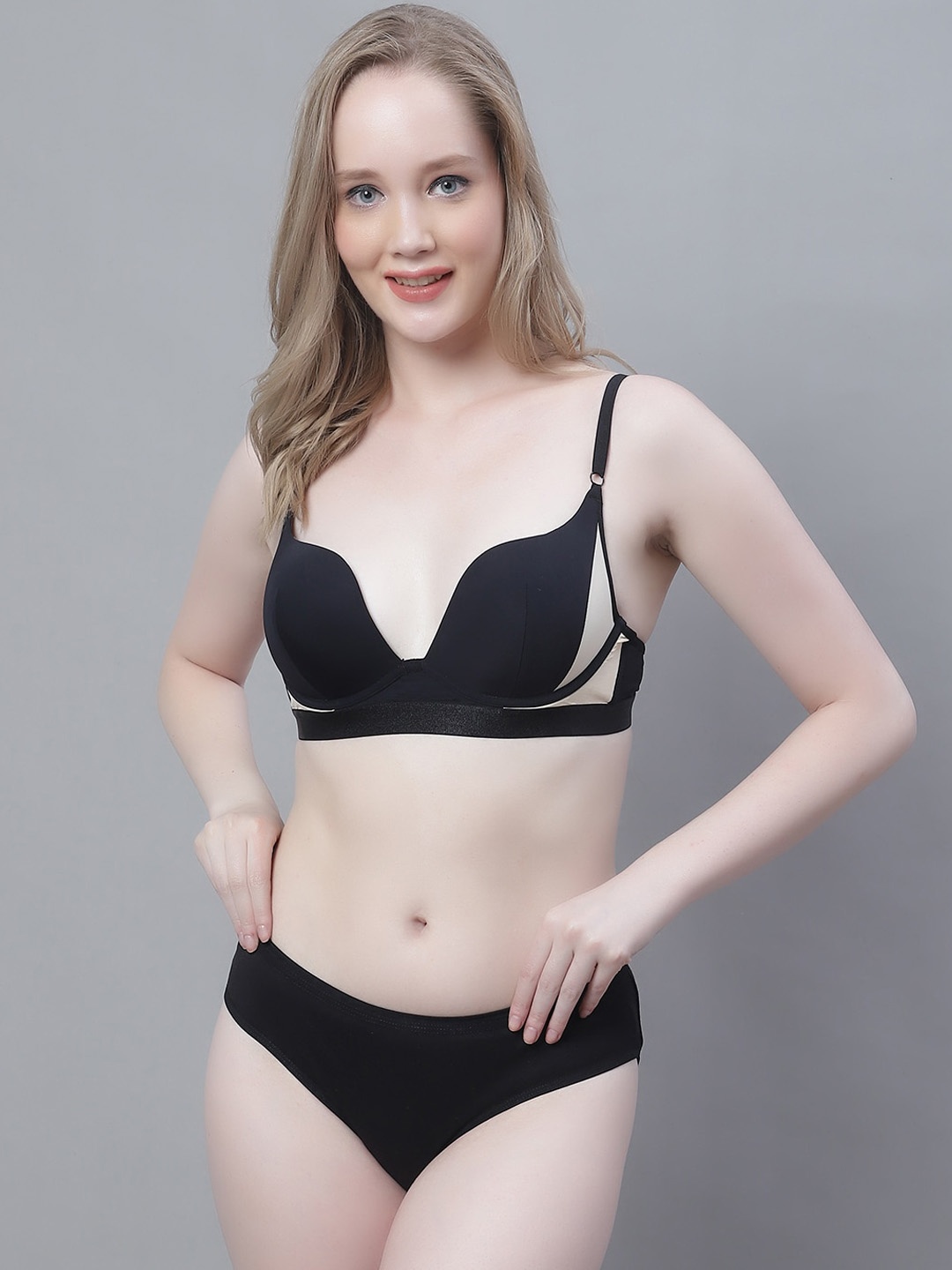 PrettyCat Colorblocked Underwired Seamless Lingerie Set, Black