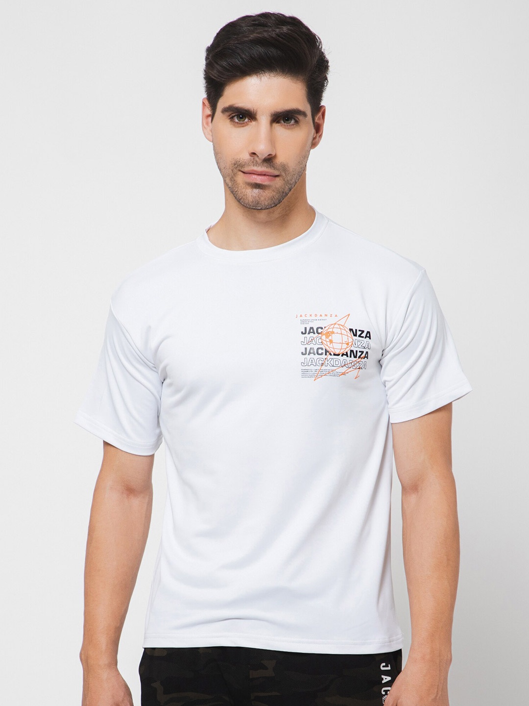 

JACKDANZA Men White Pockets T-shirt