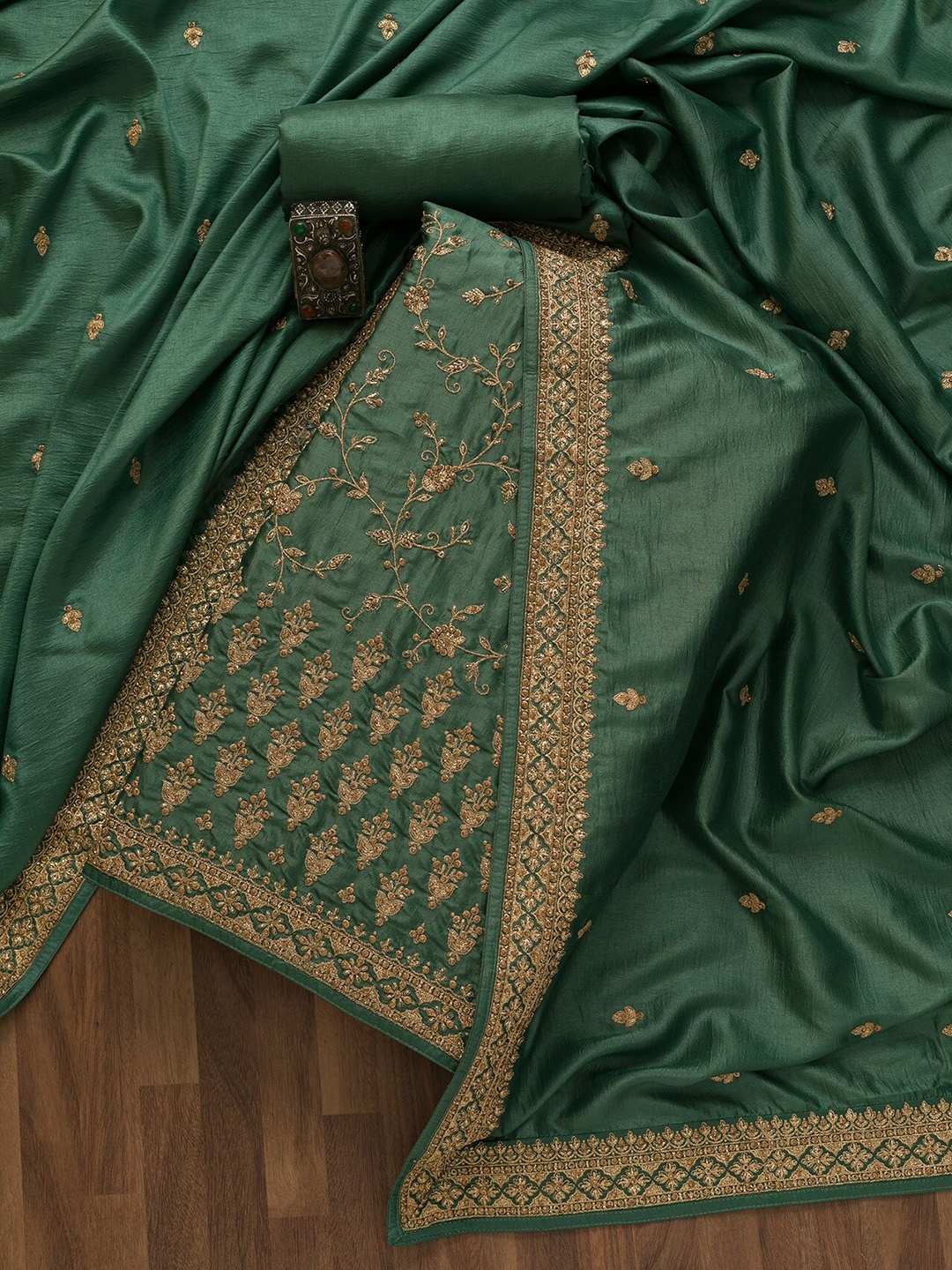 

Koskii Floral Embroidered Zariwork Unstitched Dress Material, Green