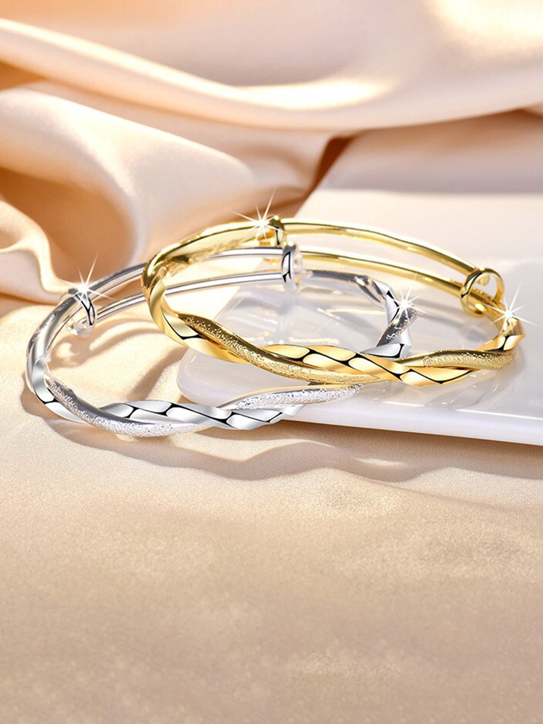 

MYKI Women Silver-Plated Cubic Zirconia Kada Bracelet